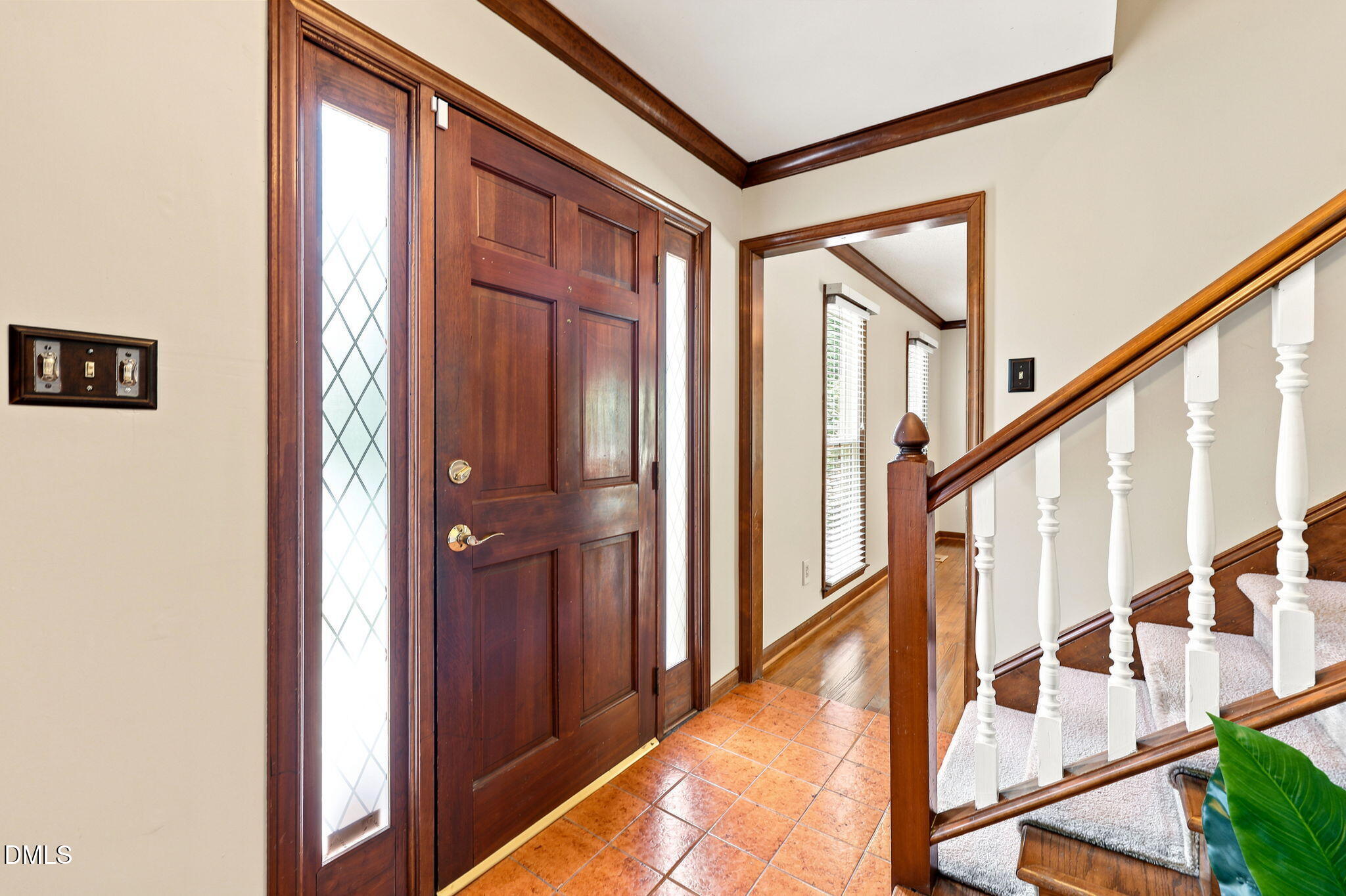 206 Whitehall Way Property Photo 8