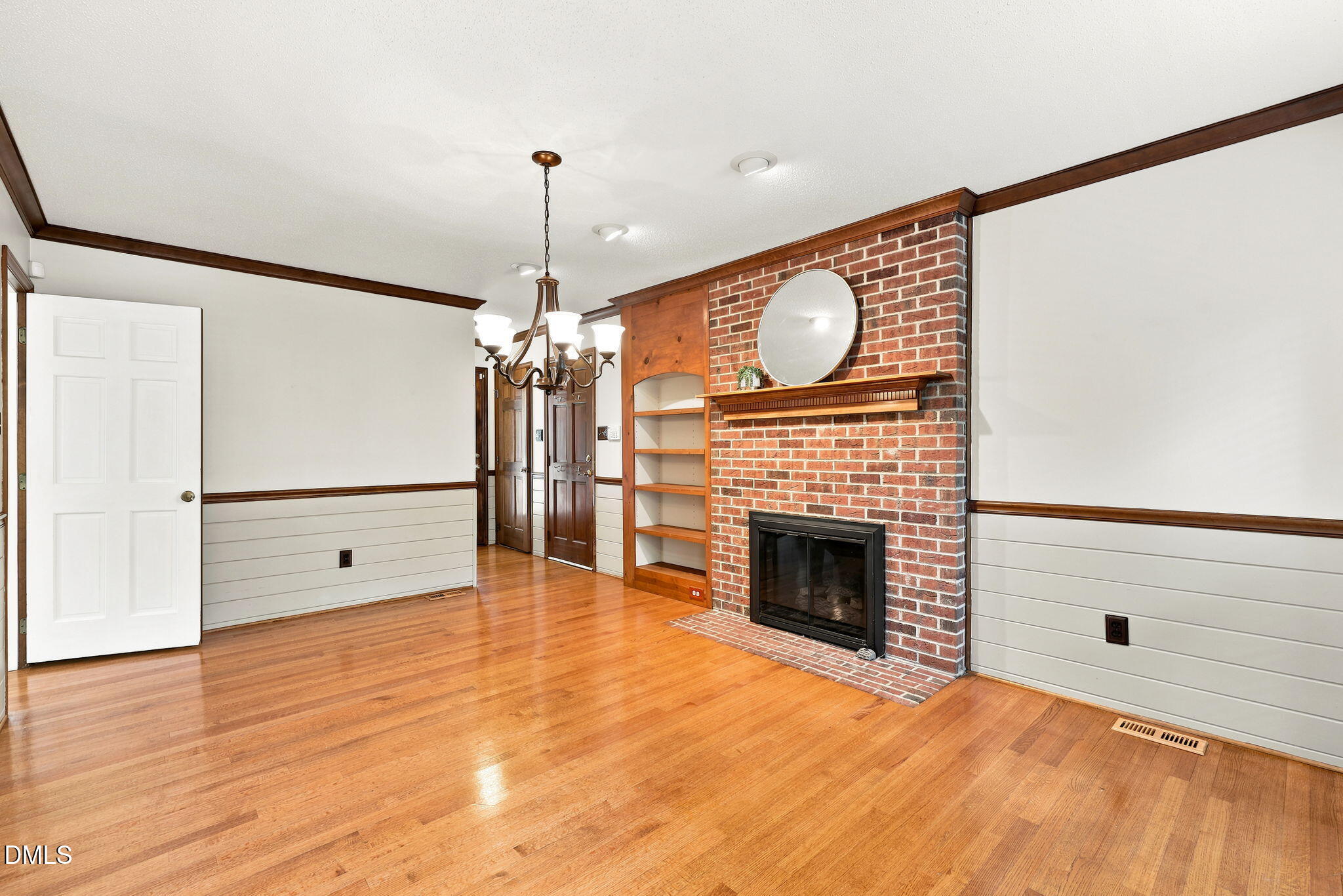 206 Whitehall Way Property Photo 9