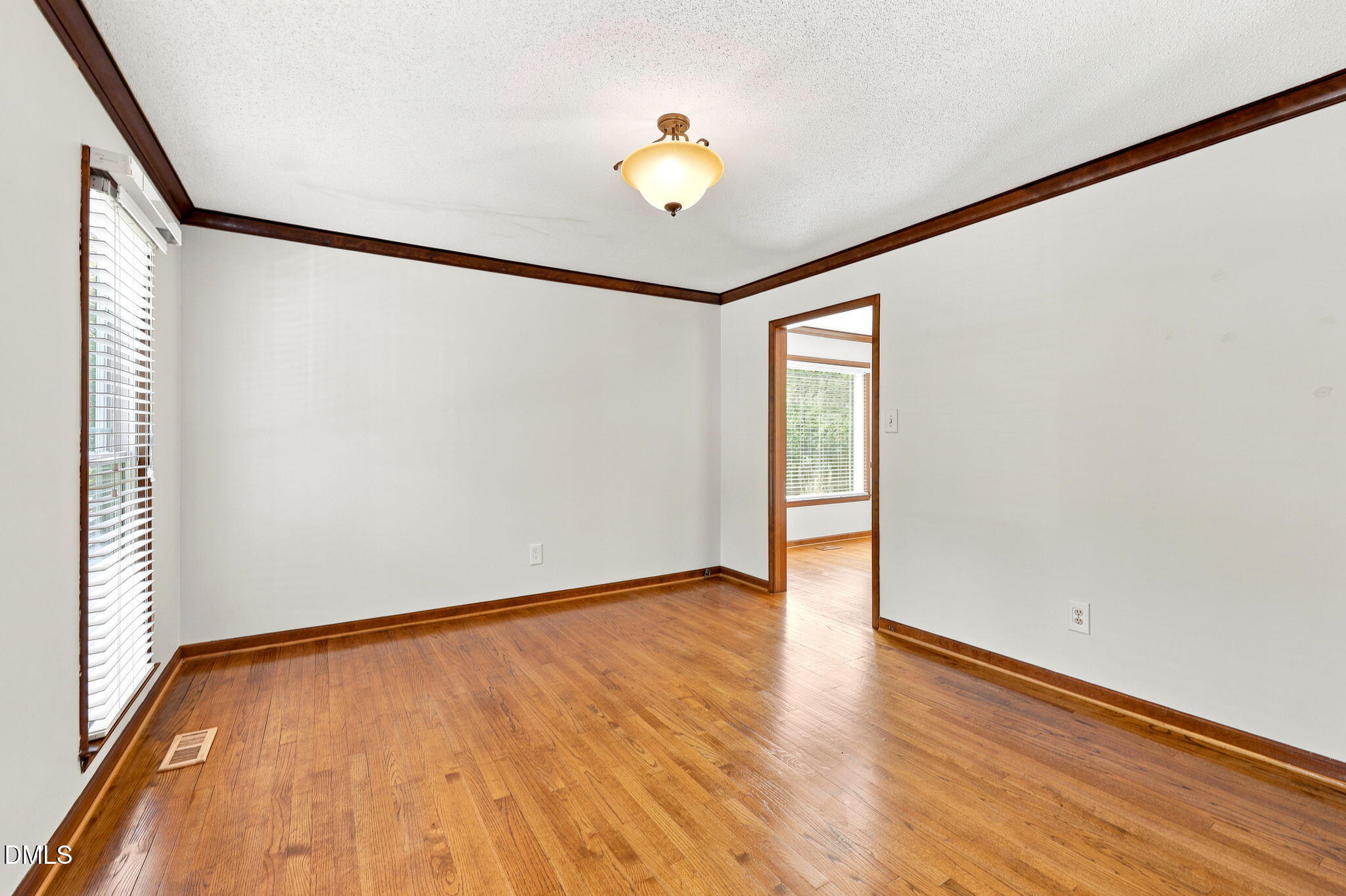 206 Whitehall Way Property Photo 13