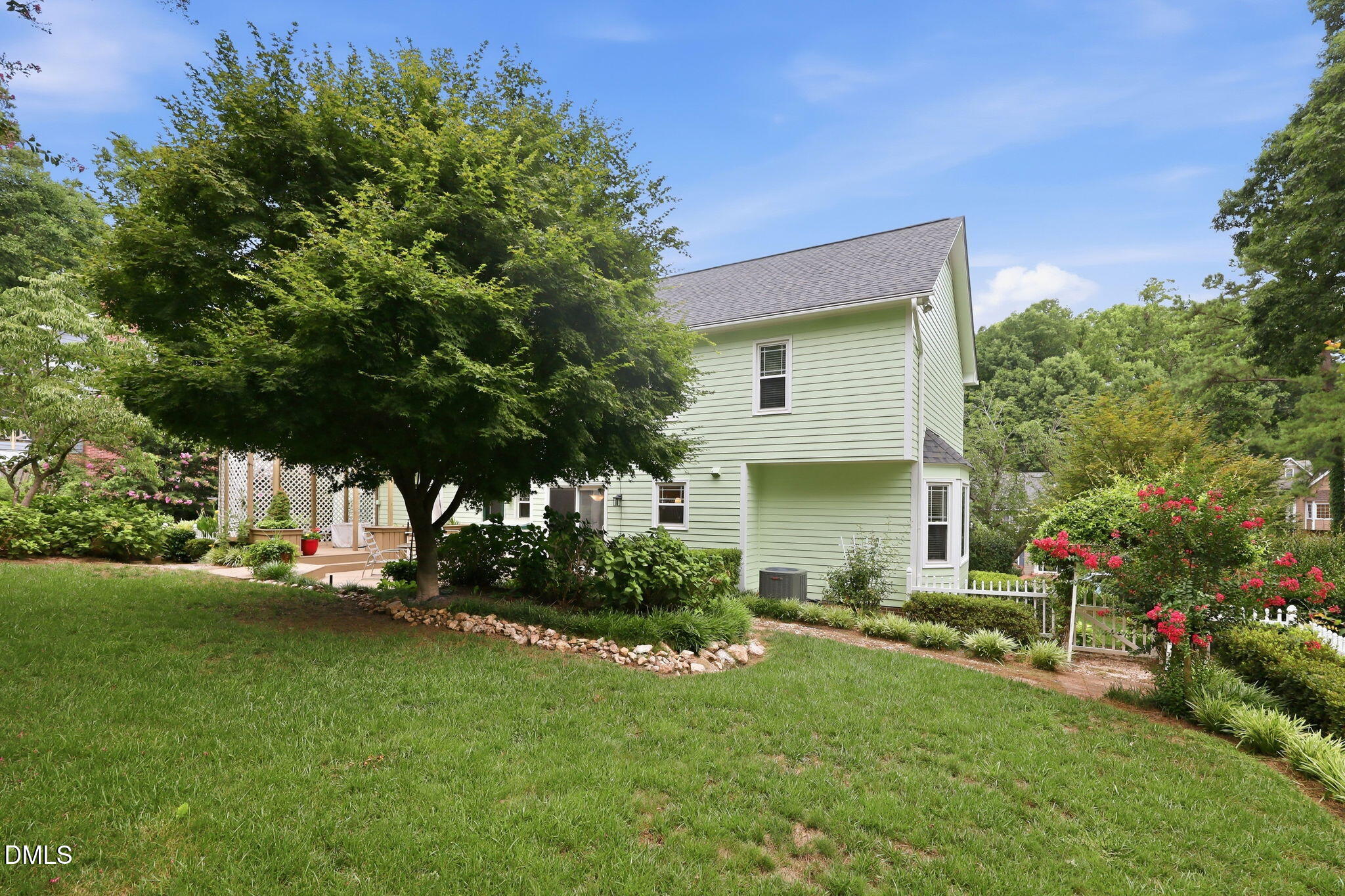 206 Whitehall Way Property Photo 40
