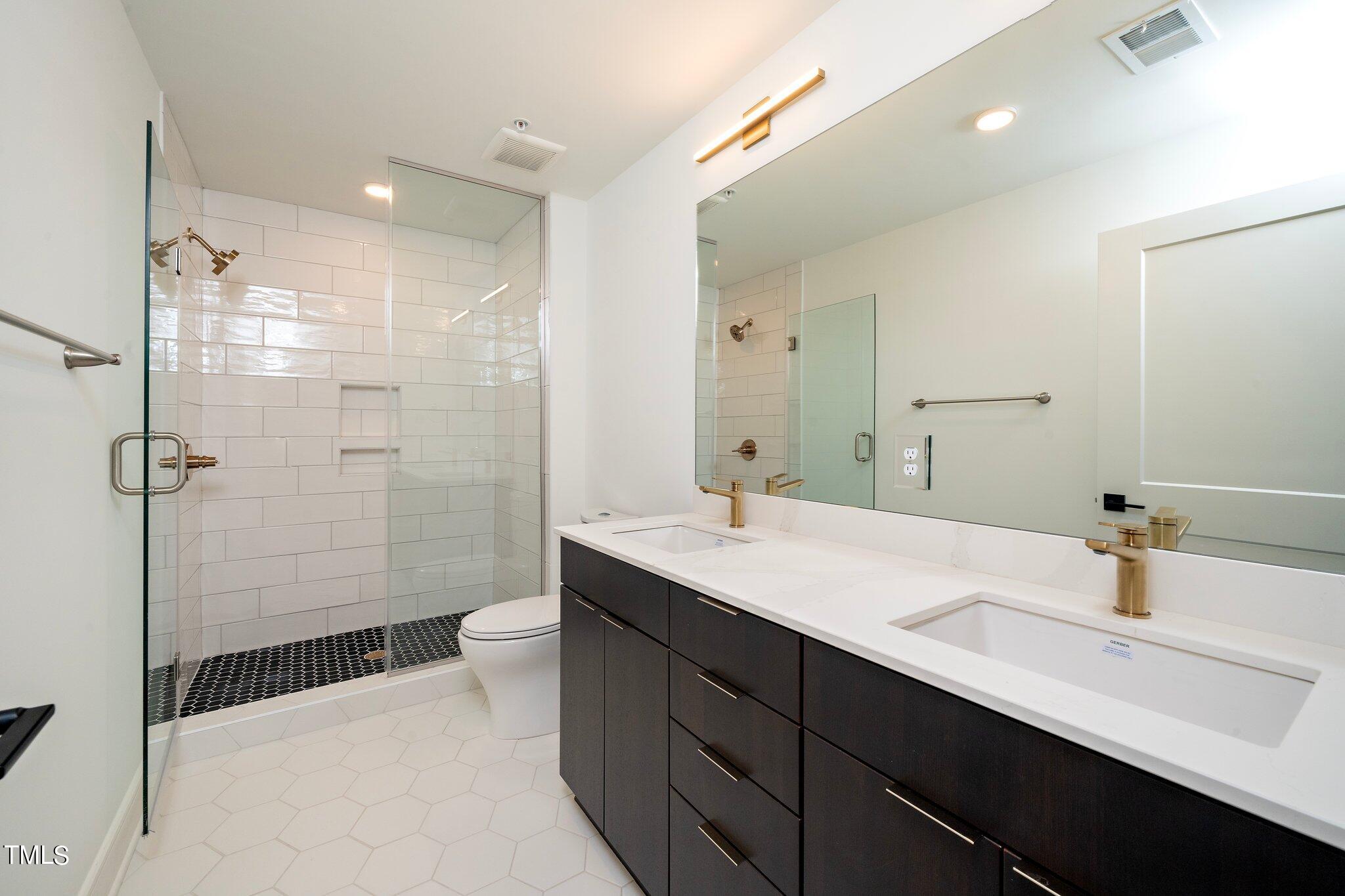 615 W Peace Street 306 Property Photo 14