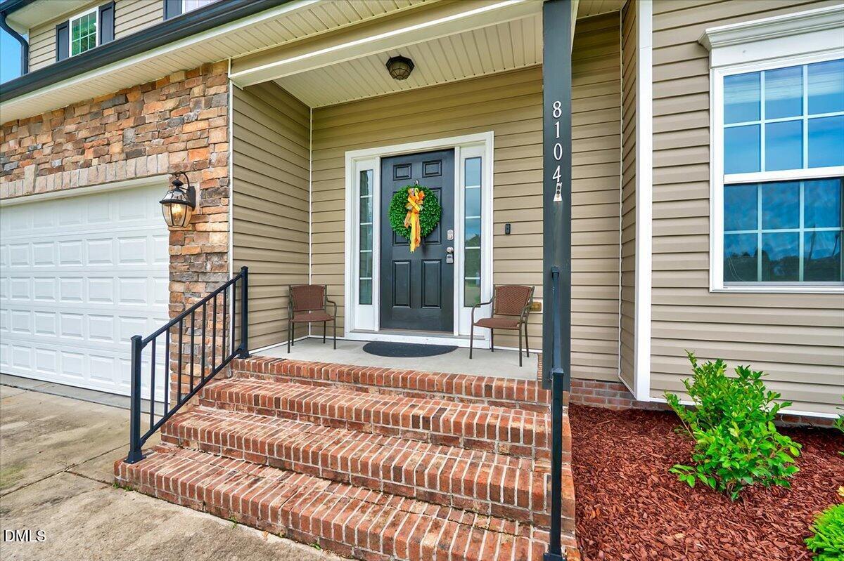 8104 Consella Way Property Photo 3