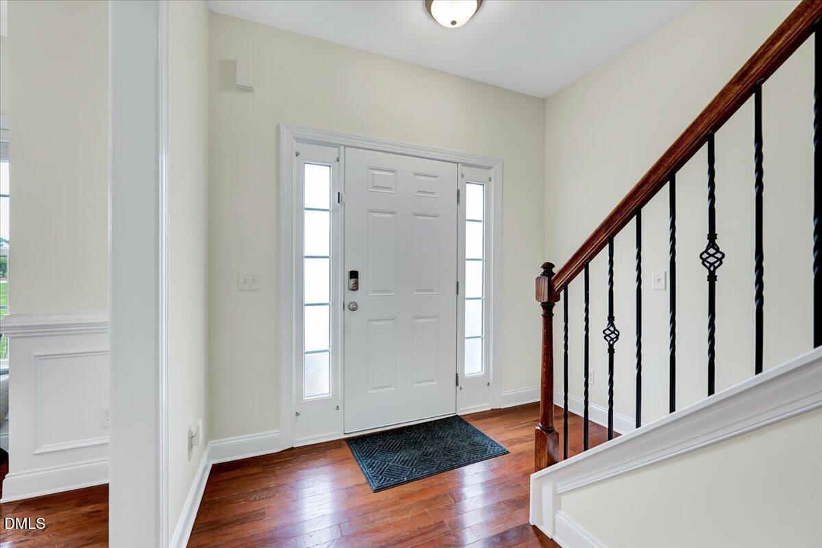 8104 Consella Way Property Photo 4