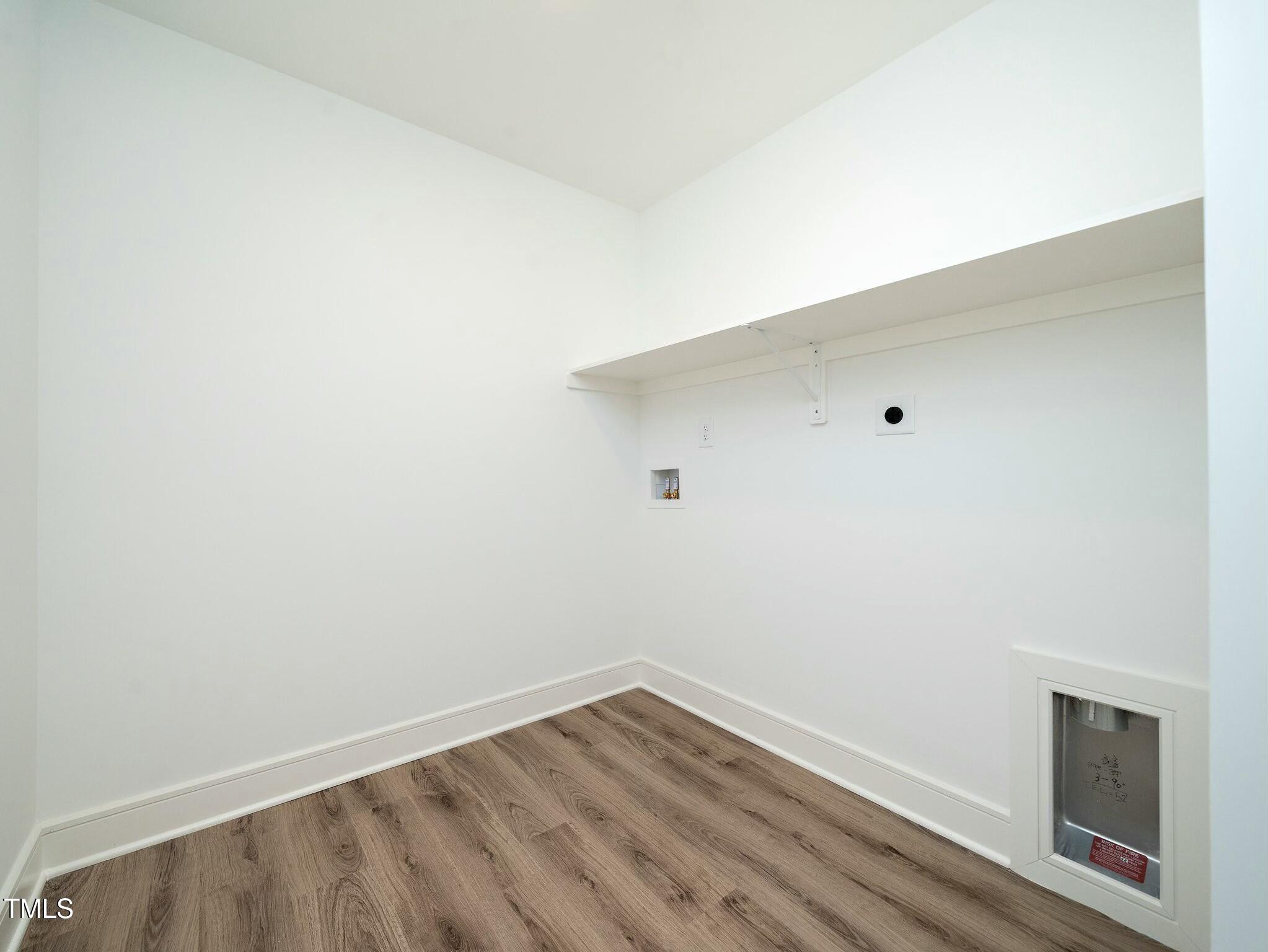 615 W Peace Street 304 Property Photo 18