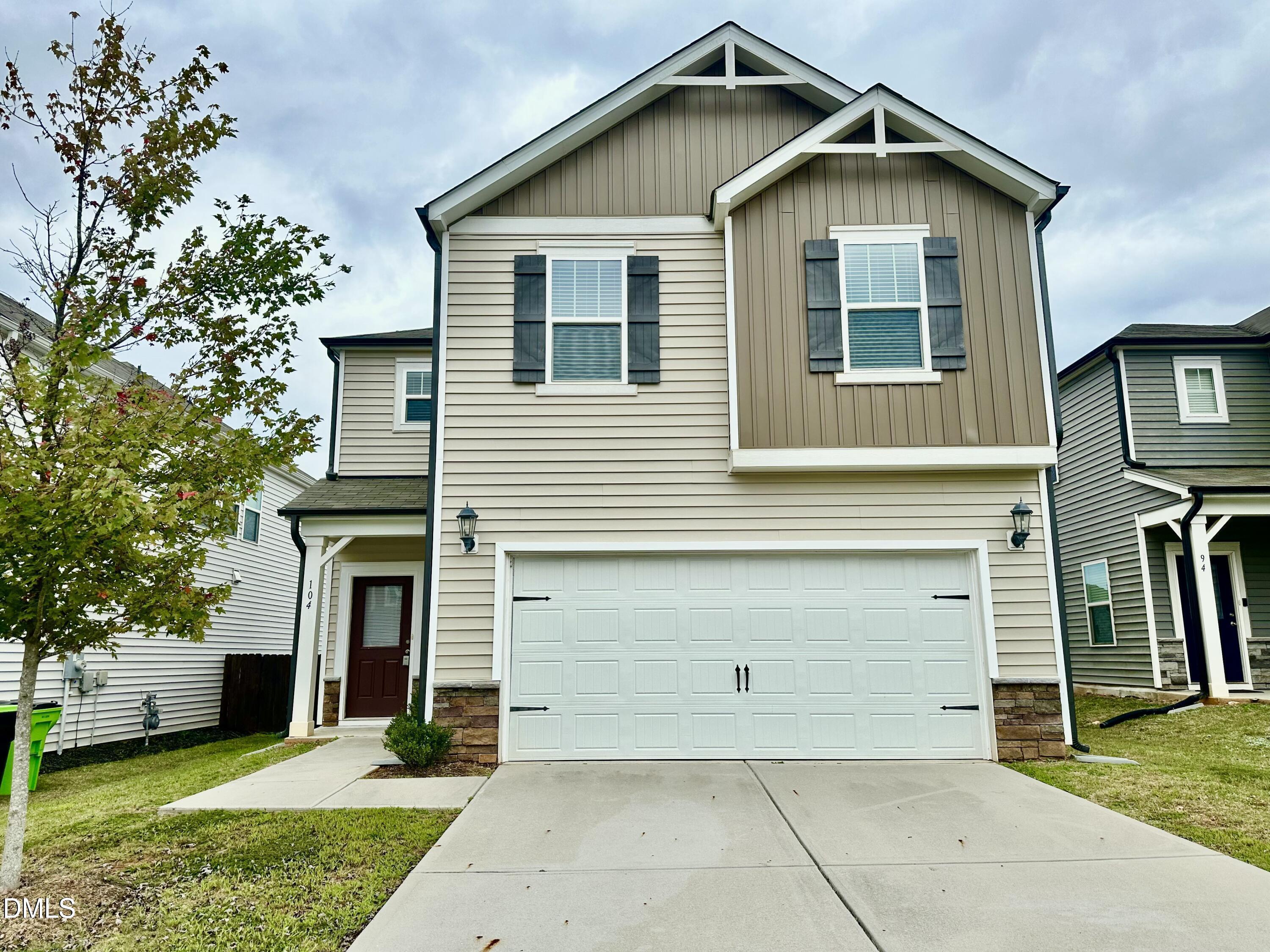 104 Sweet Olive Street Property Photo 1