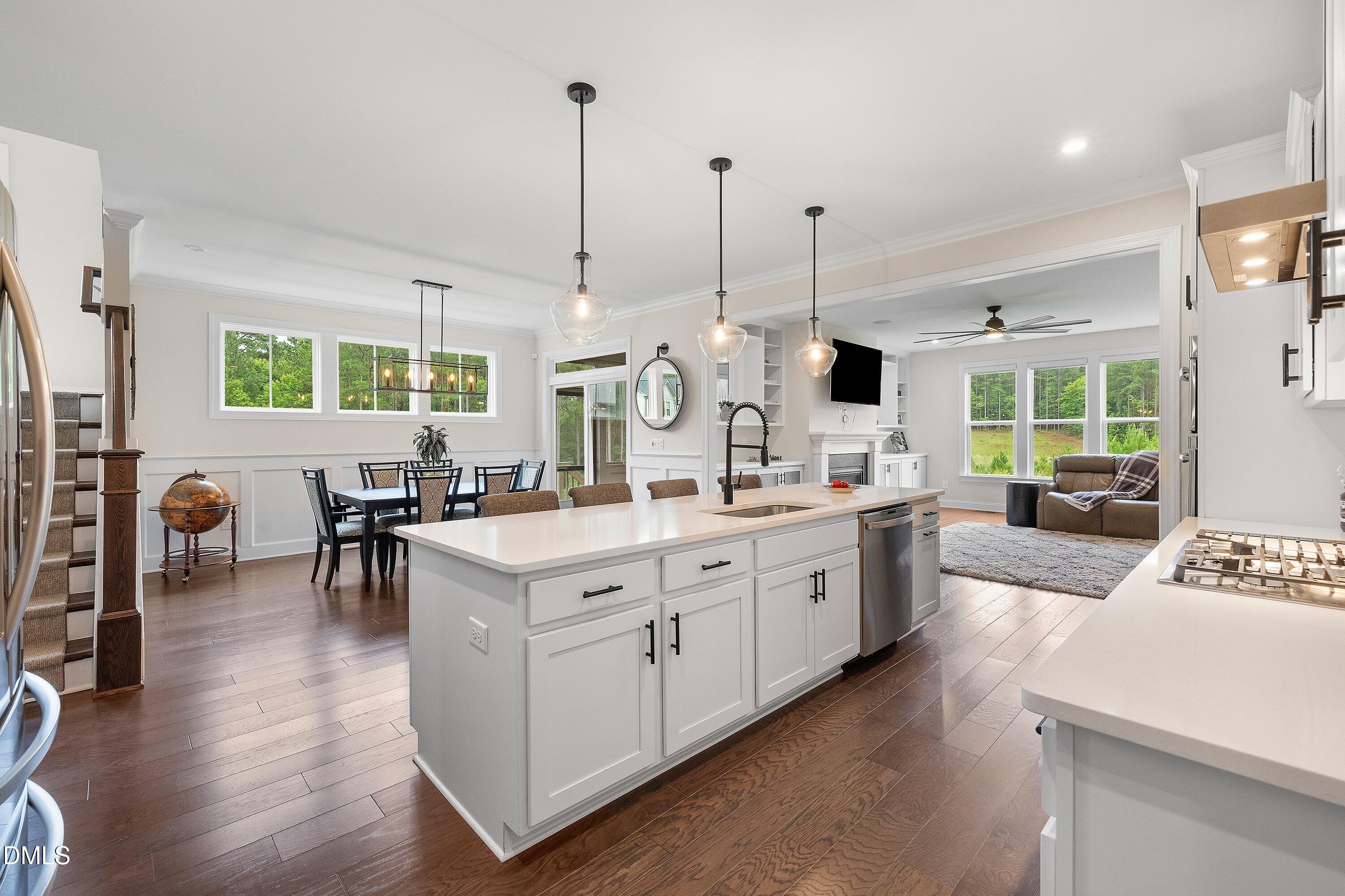 1317 Magnolia Gln Circle Property Photo 10