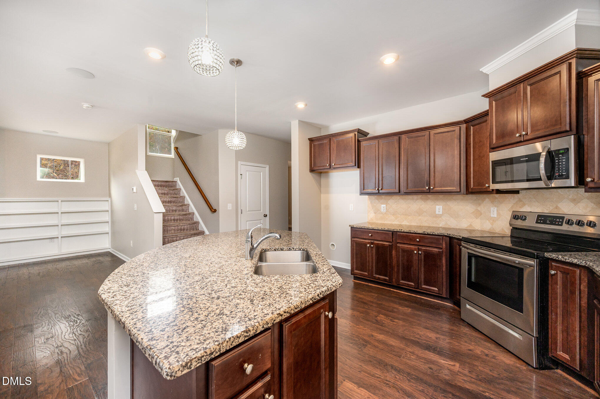 18 Dover Ridge Court Property Photo 10