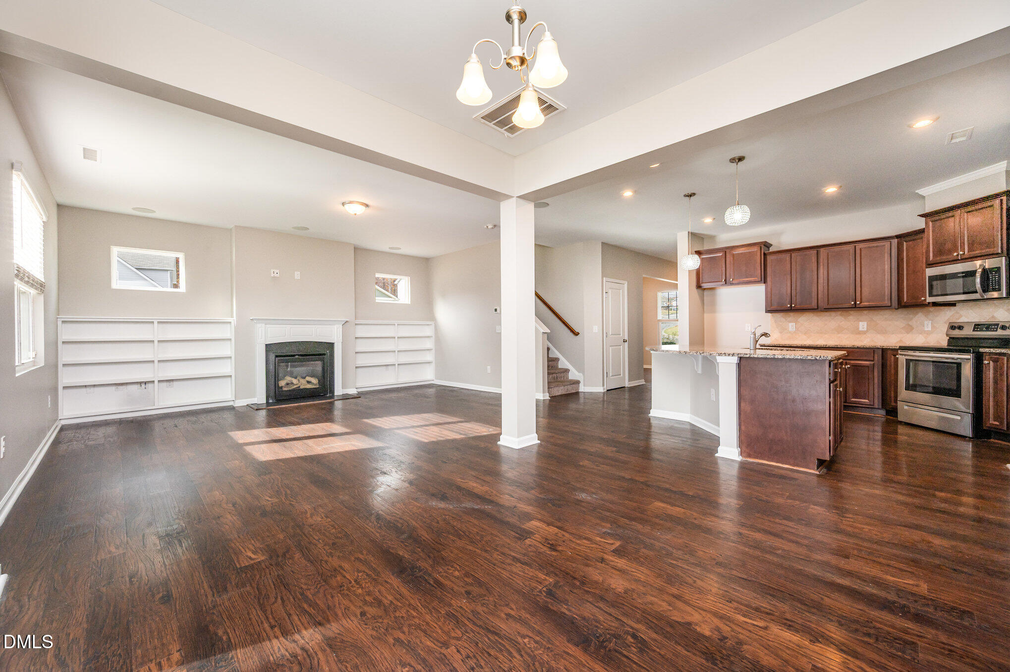 18 Dover Ridge Court Property Photo 15