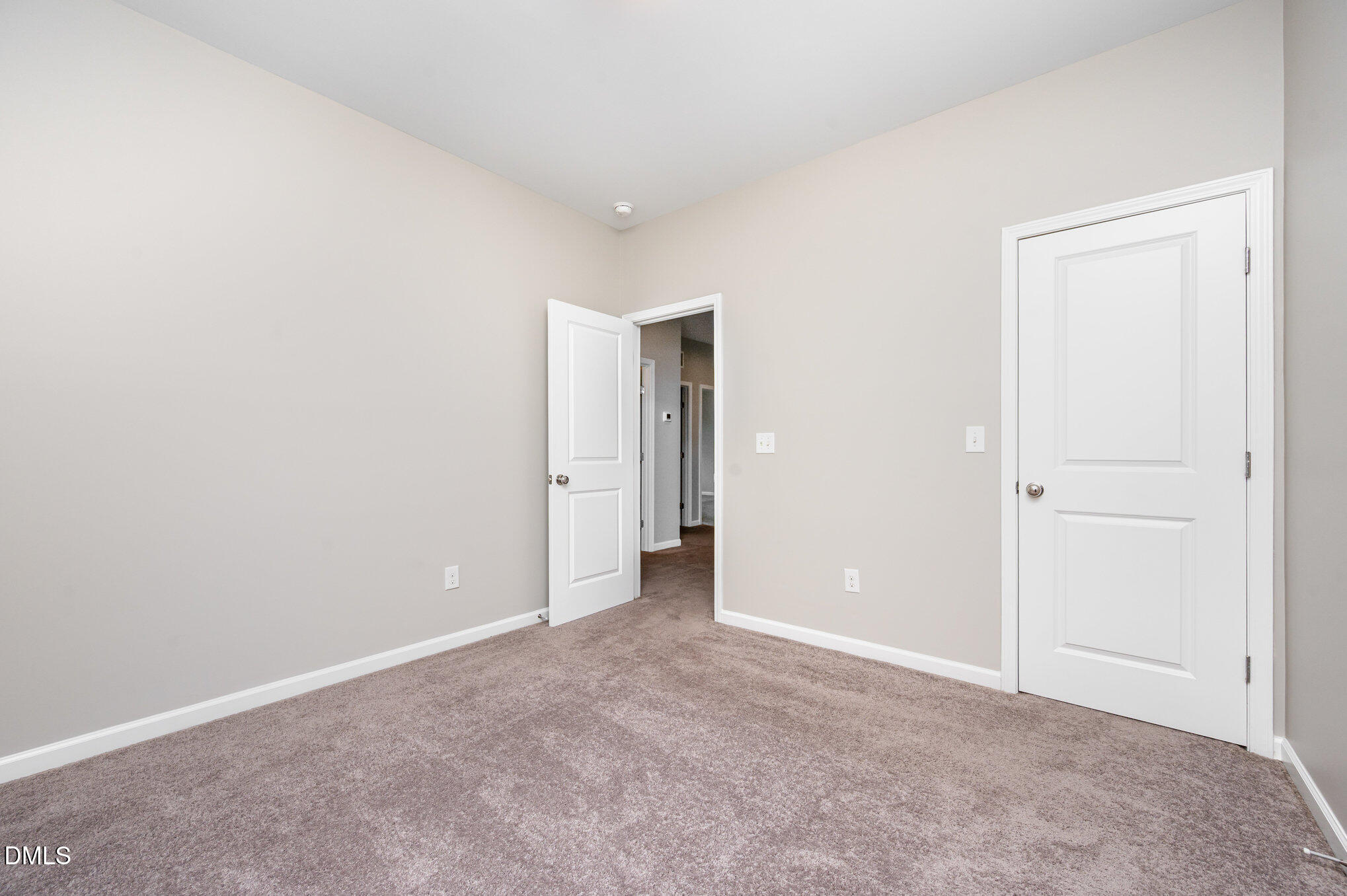 18 Dover Ridge Court Property Photo 32