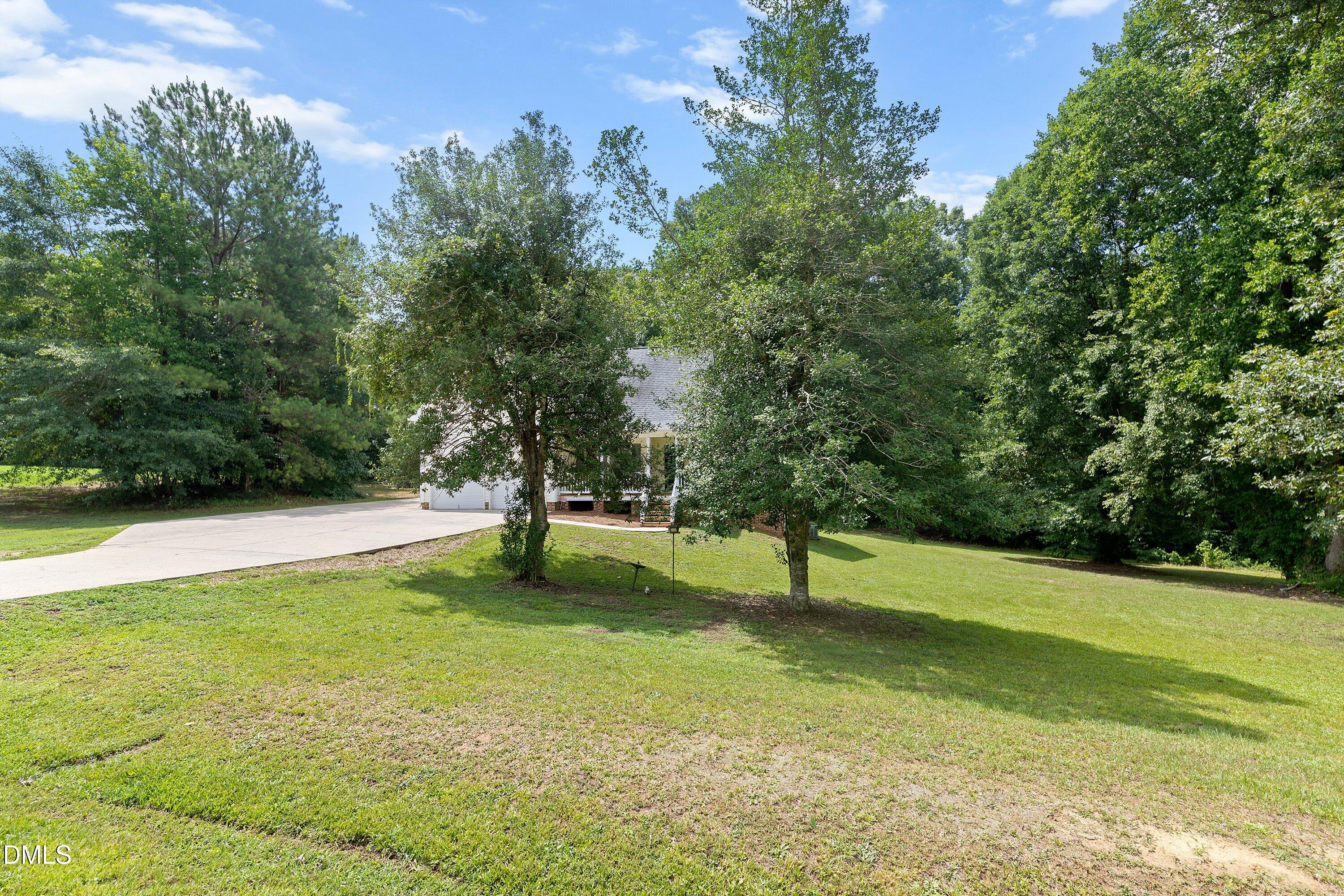 427 Carrington Drive Property Photo 2