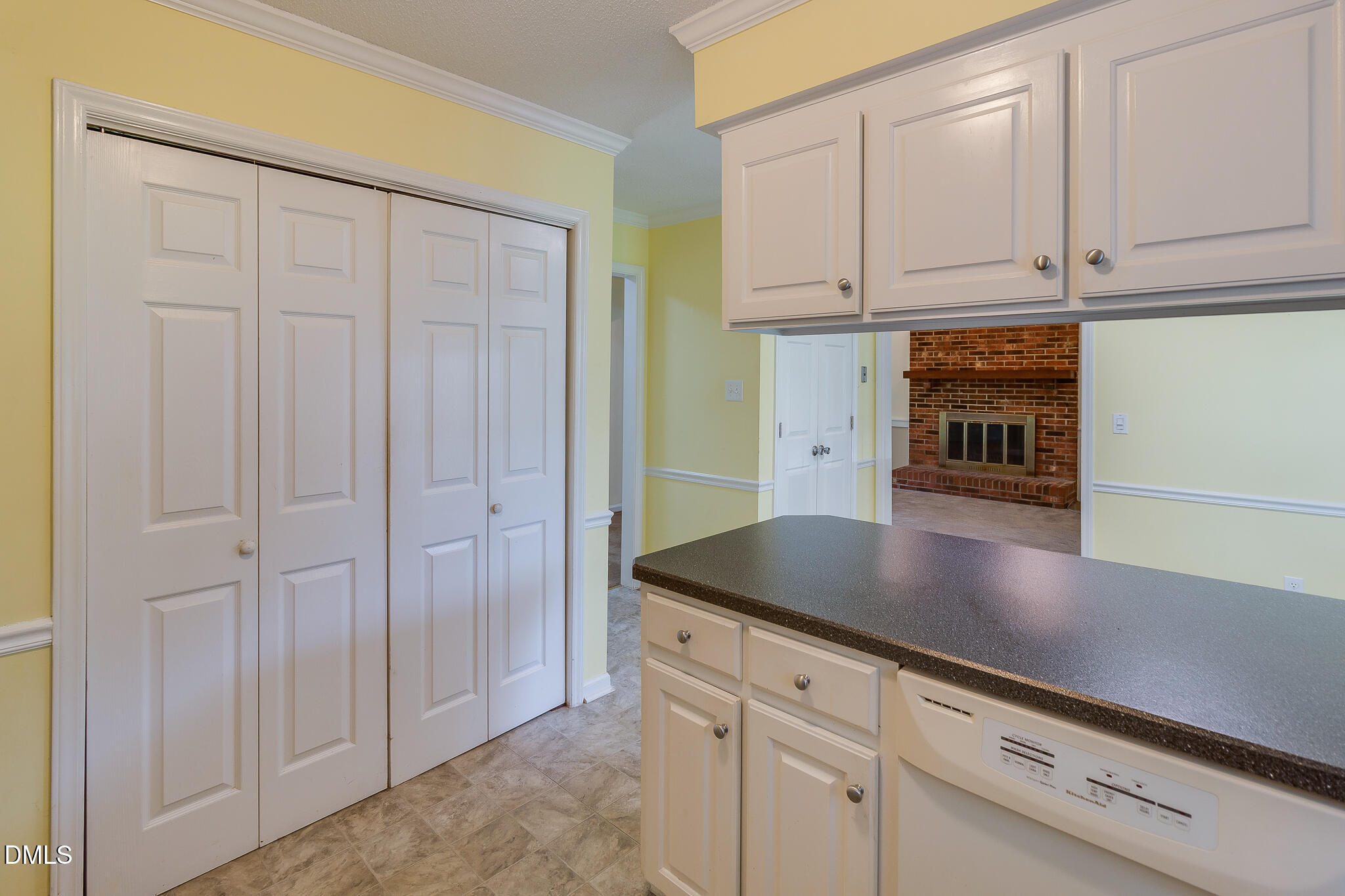4124 Iverson Street Property Photo 14