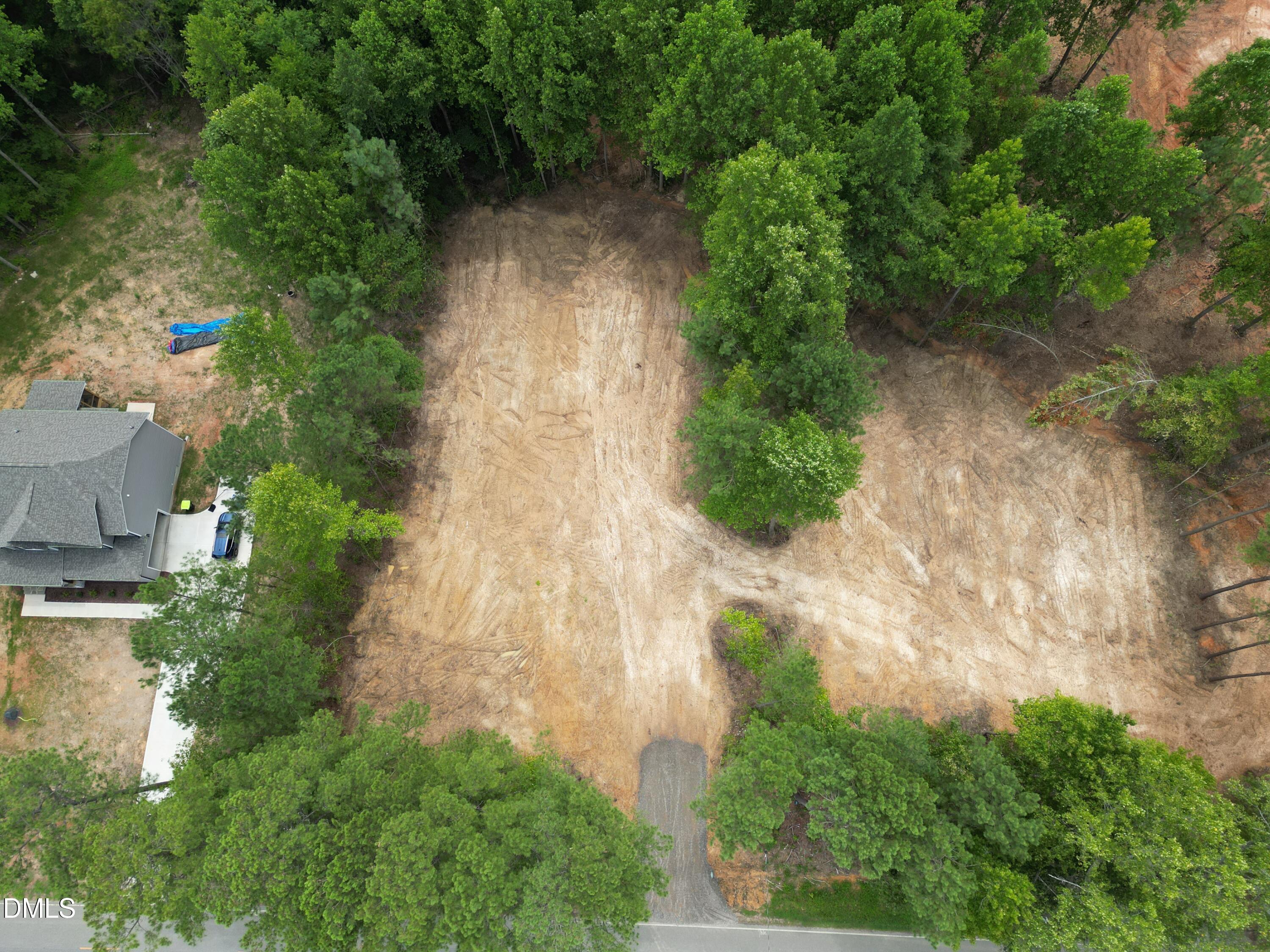 2300 Peachtree Hills Road Property Photo 6