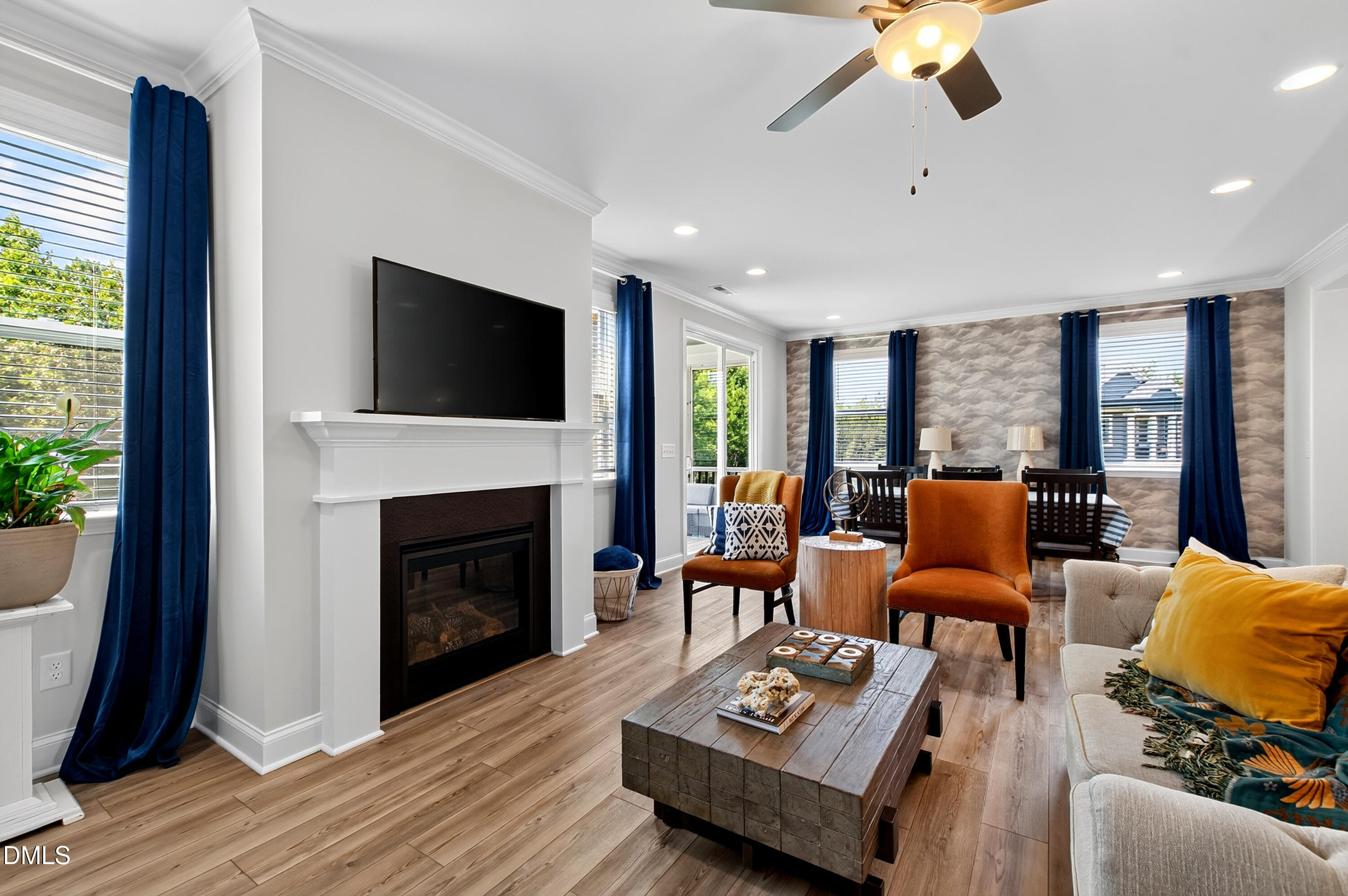6741 Winter Garden Way Property Photo 1