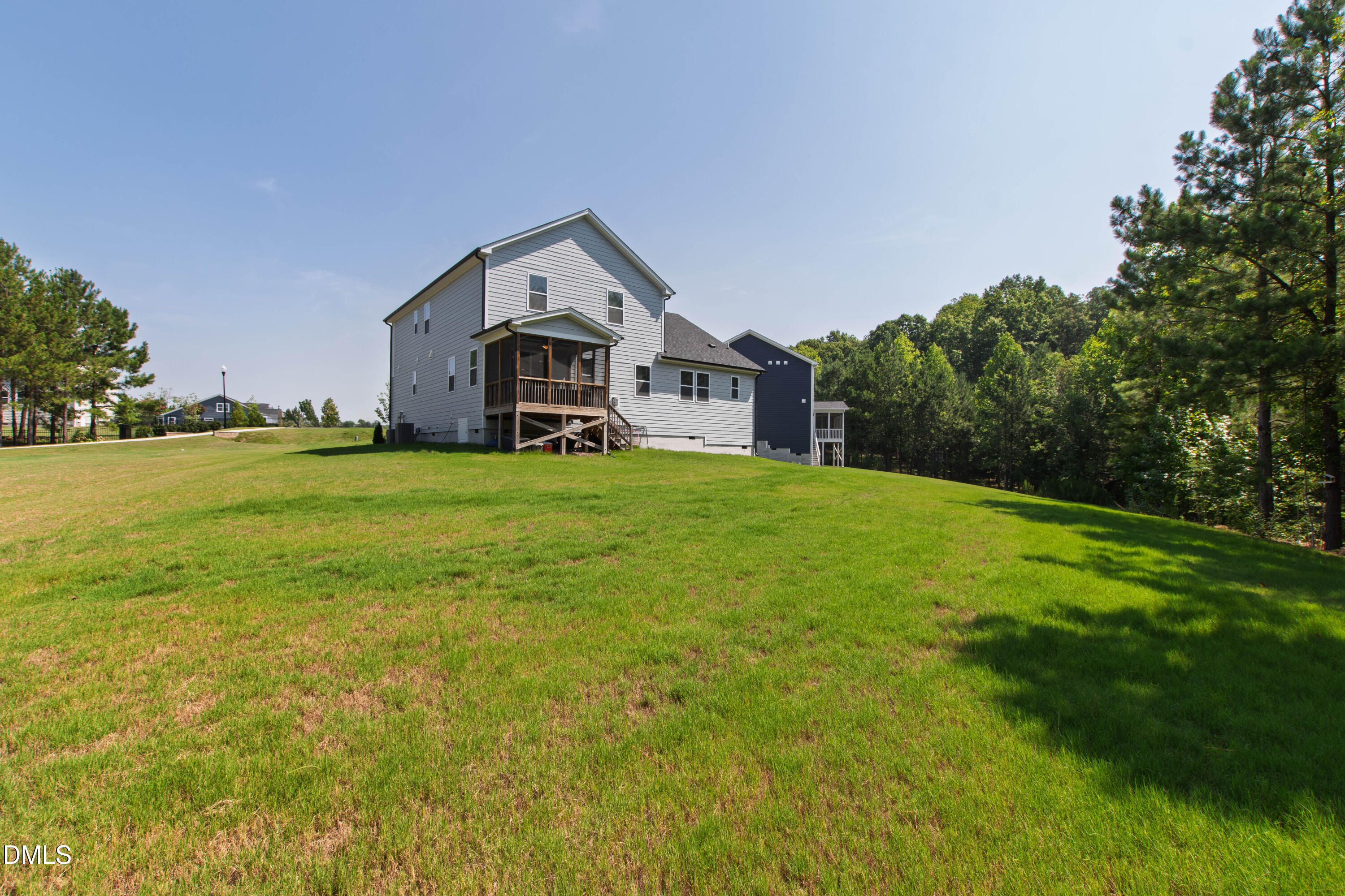 6741 Winter Garden Way Property Photo 5