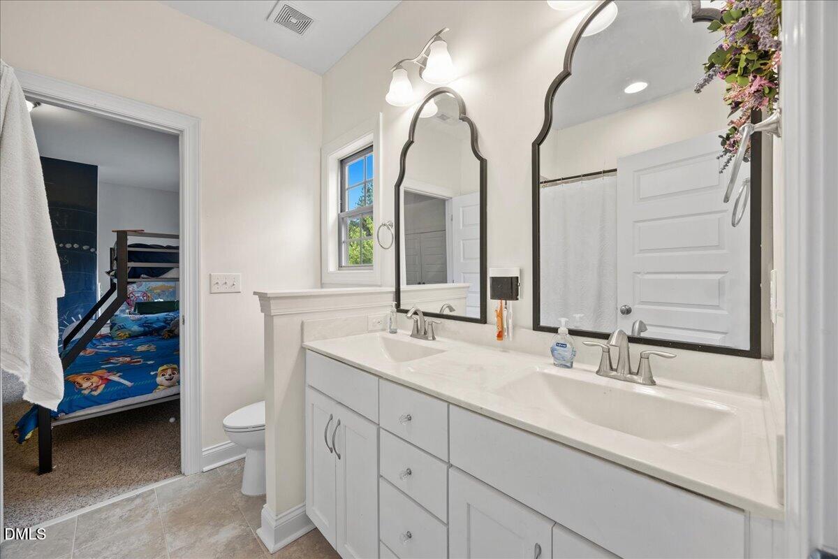 2417 Sterling Crest Drive Property Photo 21