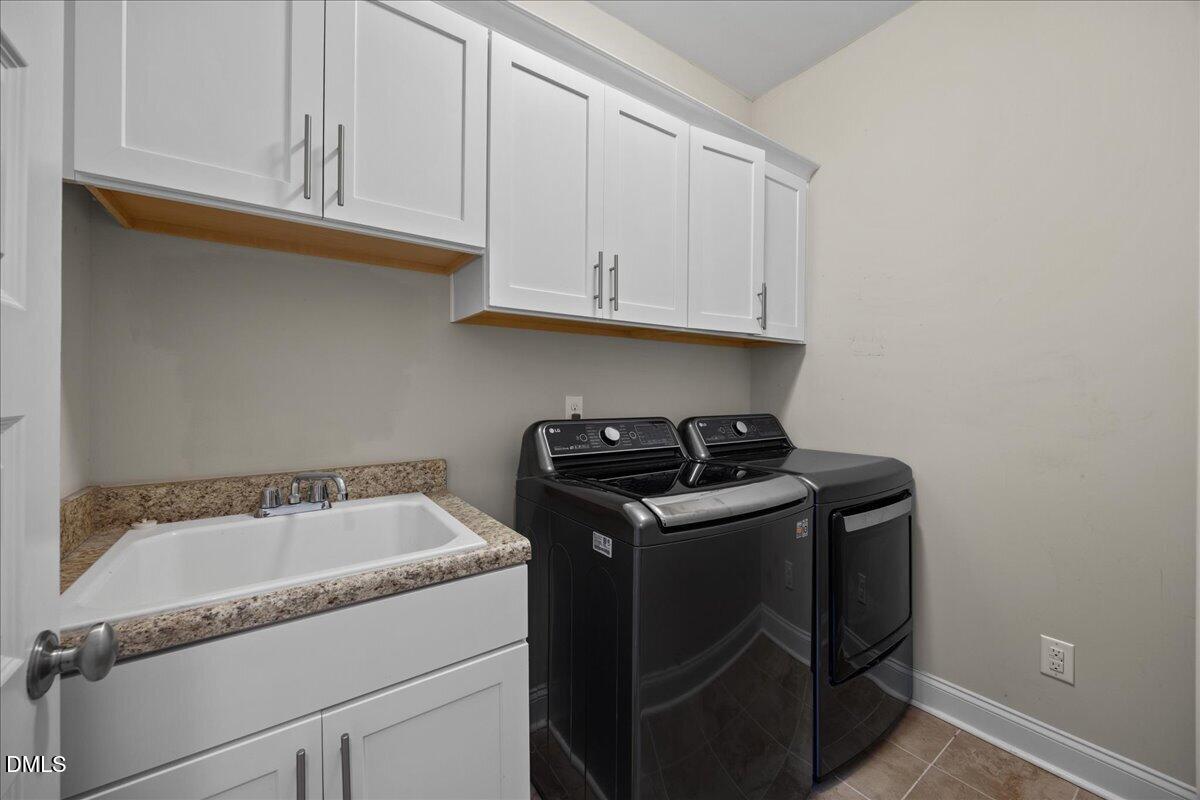 2417 Sterling Crest Drive Property Photo 24