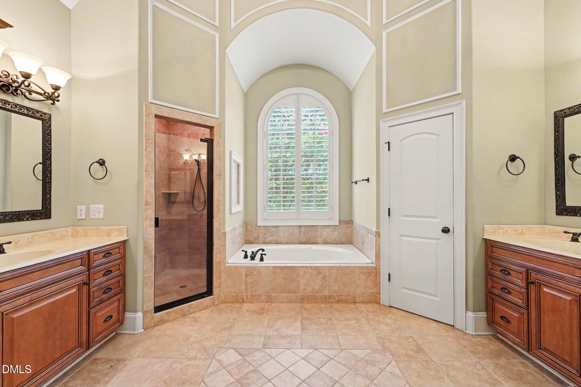 8120 Zinfandel Drive Property Photo 30