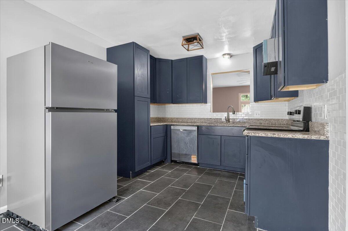 3613 Plumbridge Court Property Photo 8