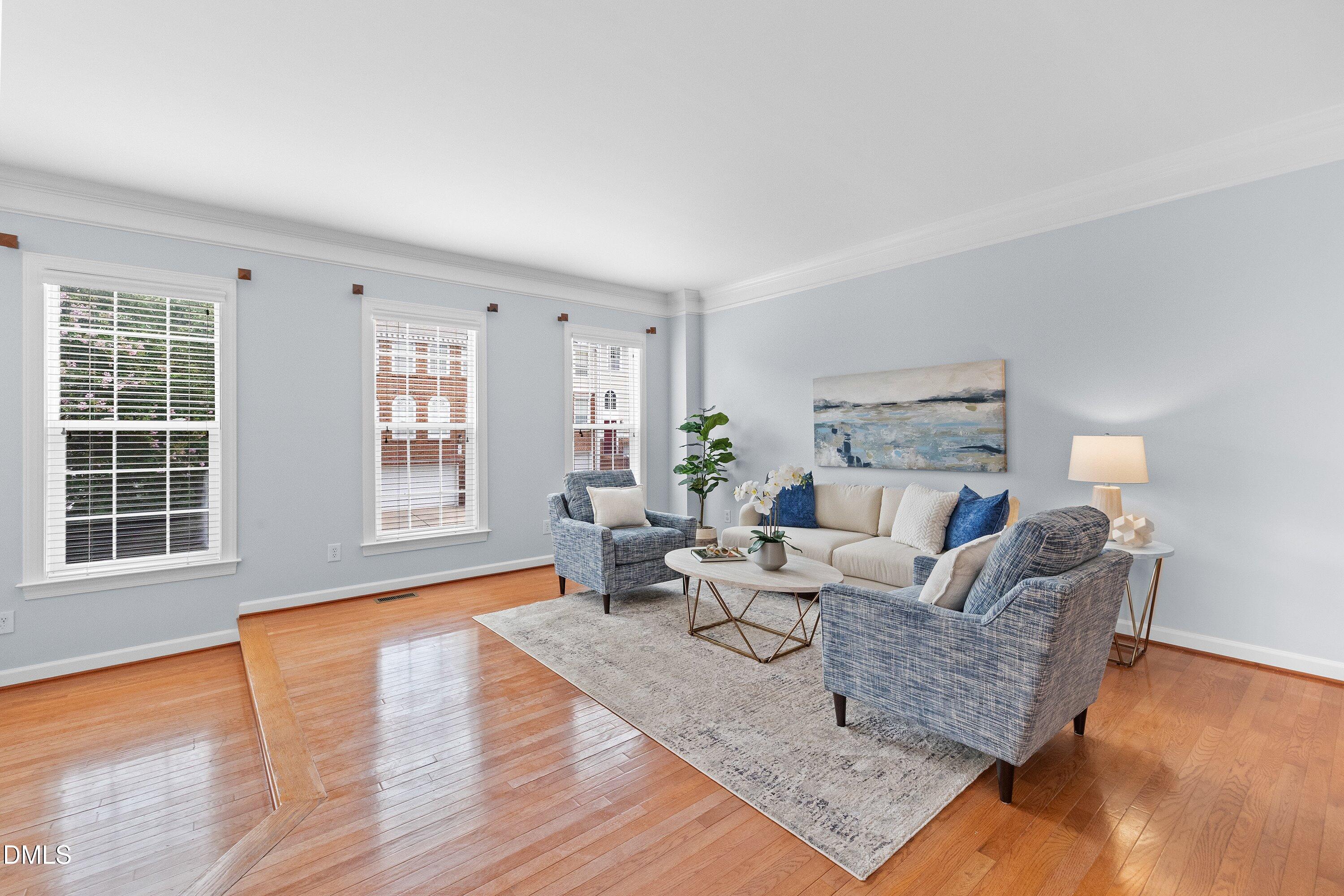807 Kirkeenan Circle Property Photo 6