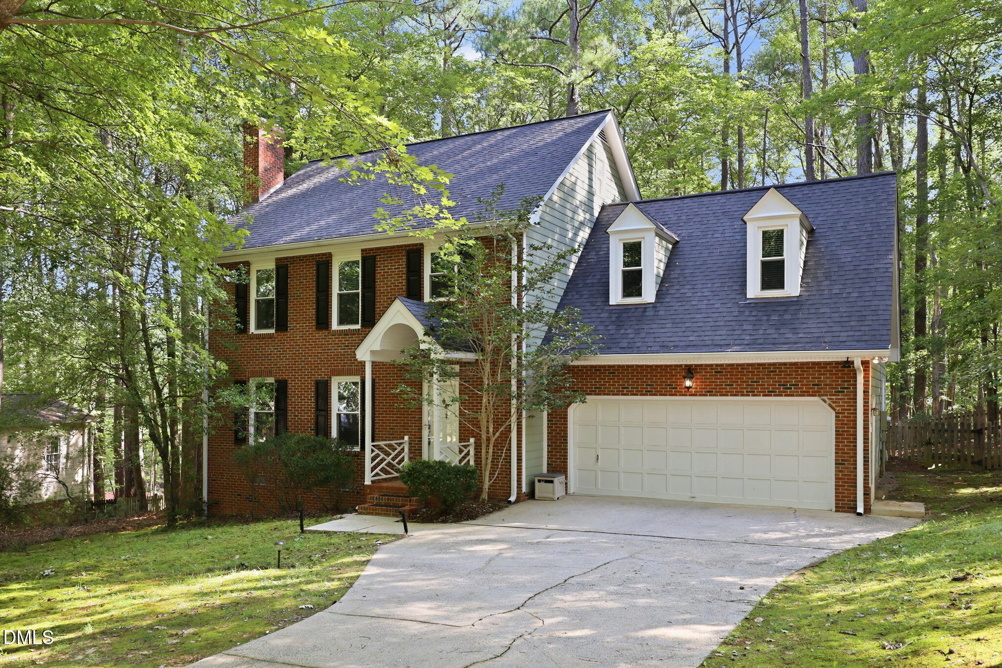 12204 Warwickshire Way Property Photo 6