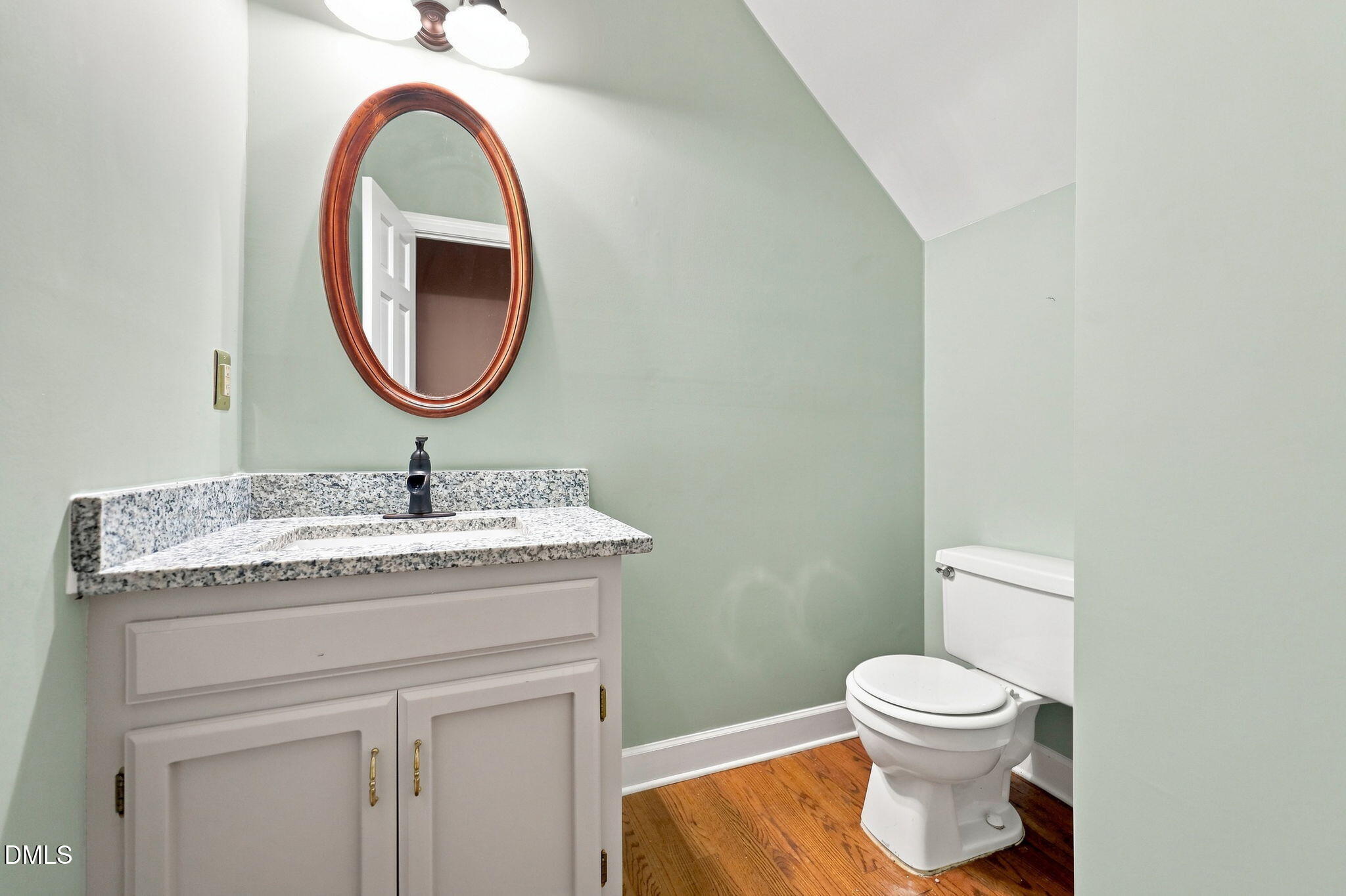 12204 Warwickshire Way Property Photo 25