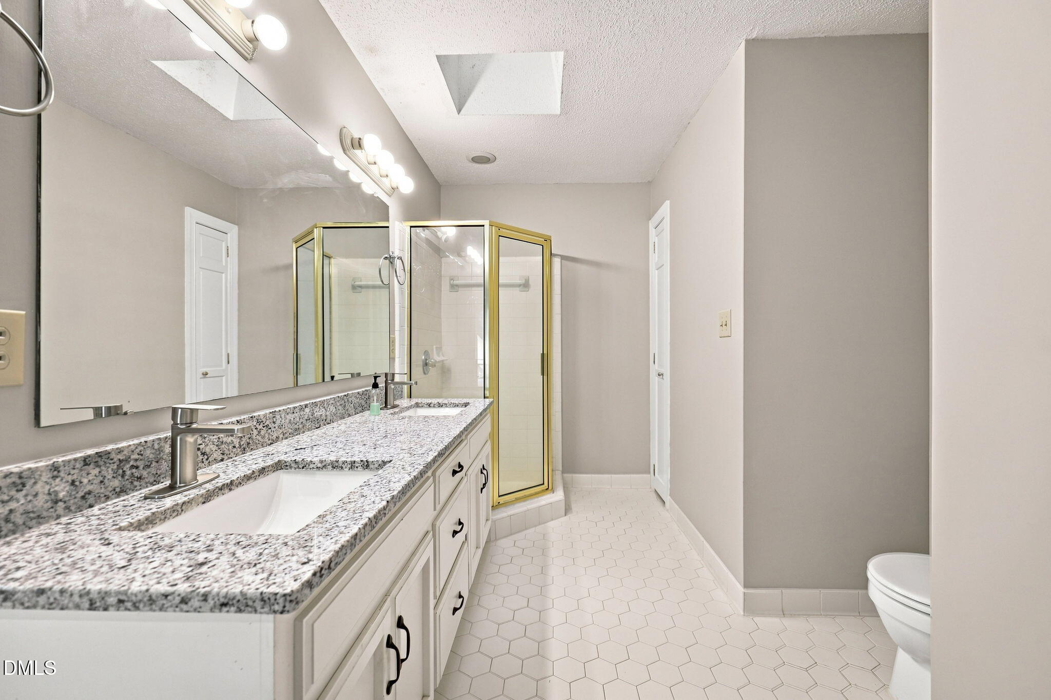 12204 Warwickshire Way Property Photo 37