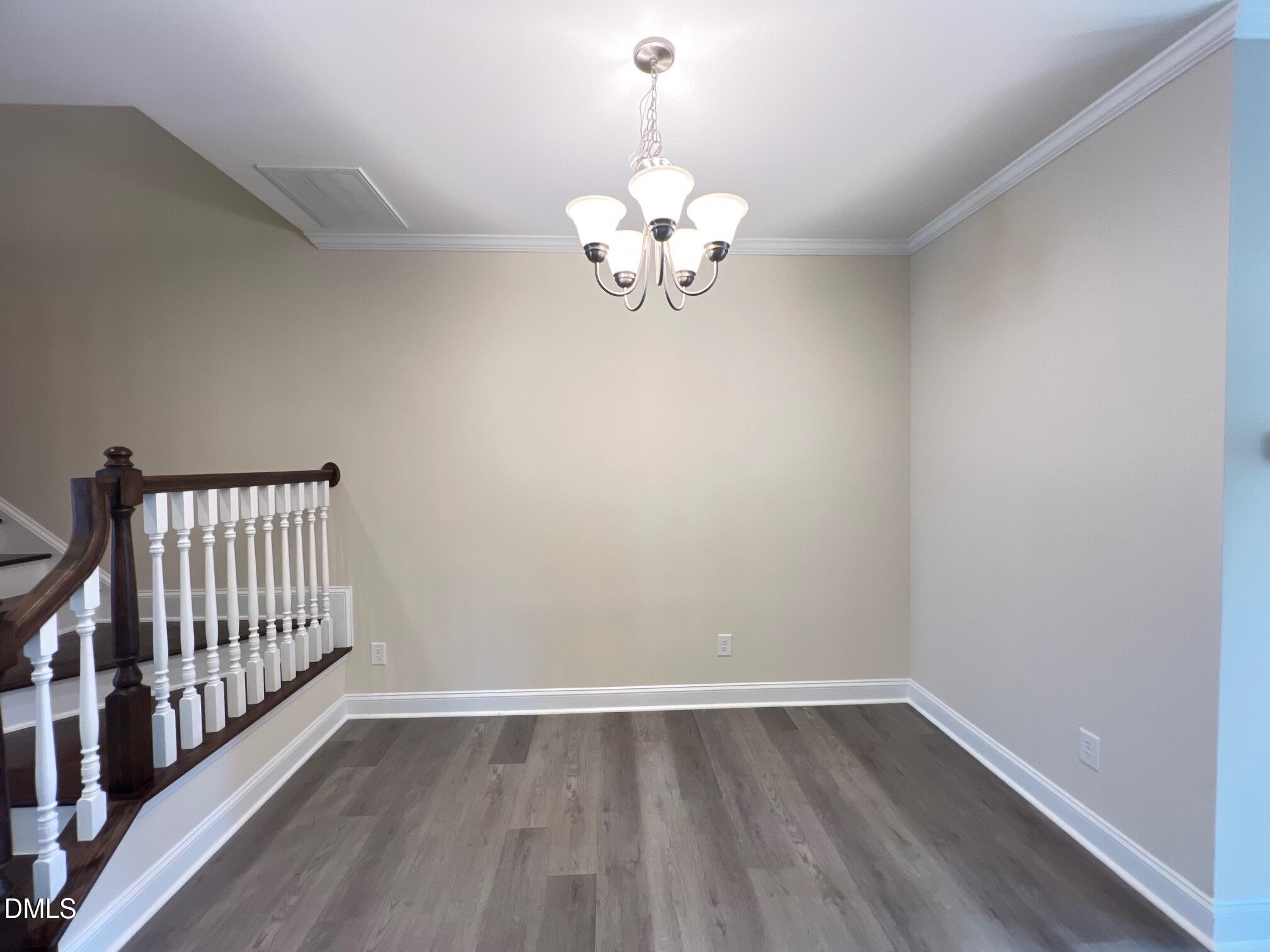 923 Rosepine Drive Property Photo 6