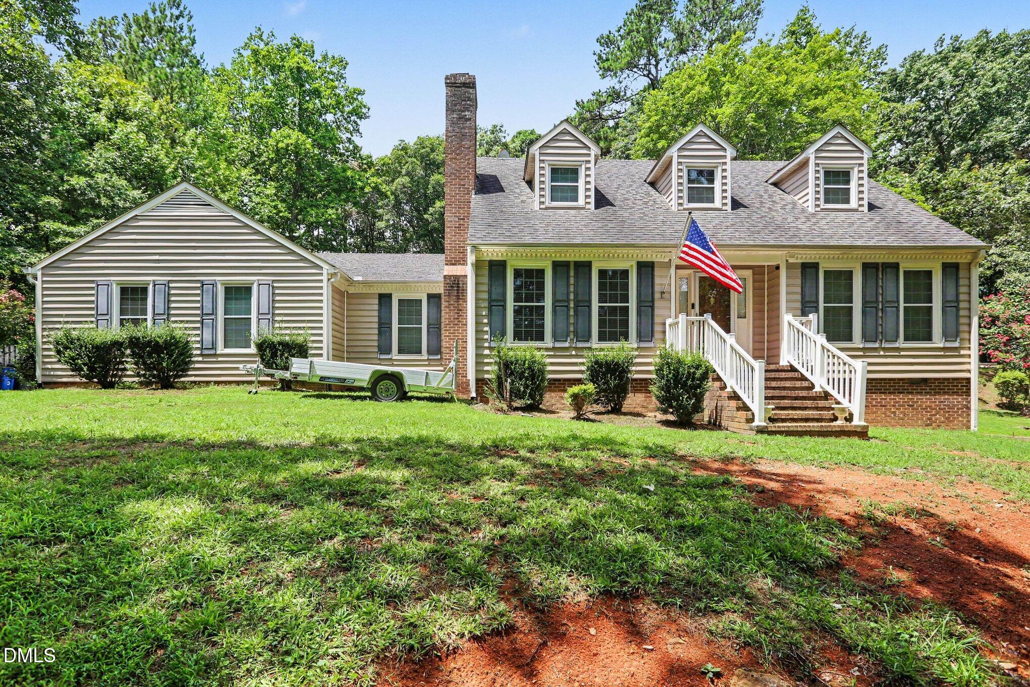 118 Laurston Court