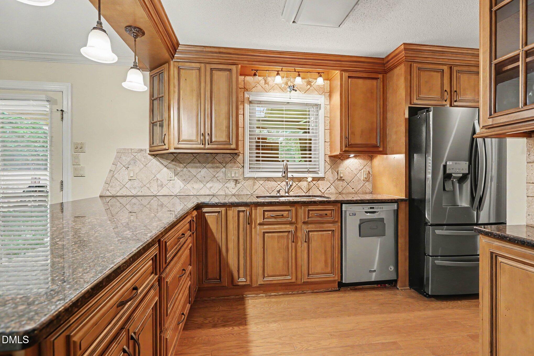 118 Laurston Court Property Photo 8