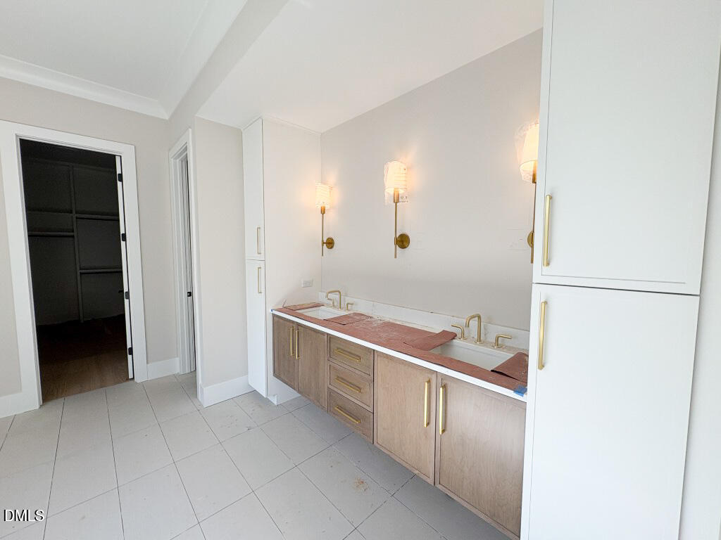 7901 Wexford Waters Lane Property Photo 11