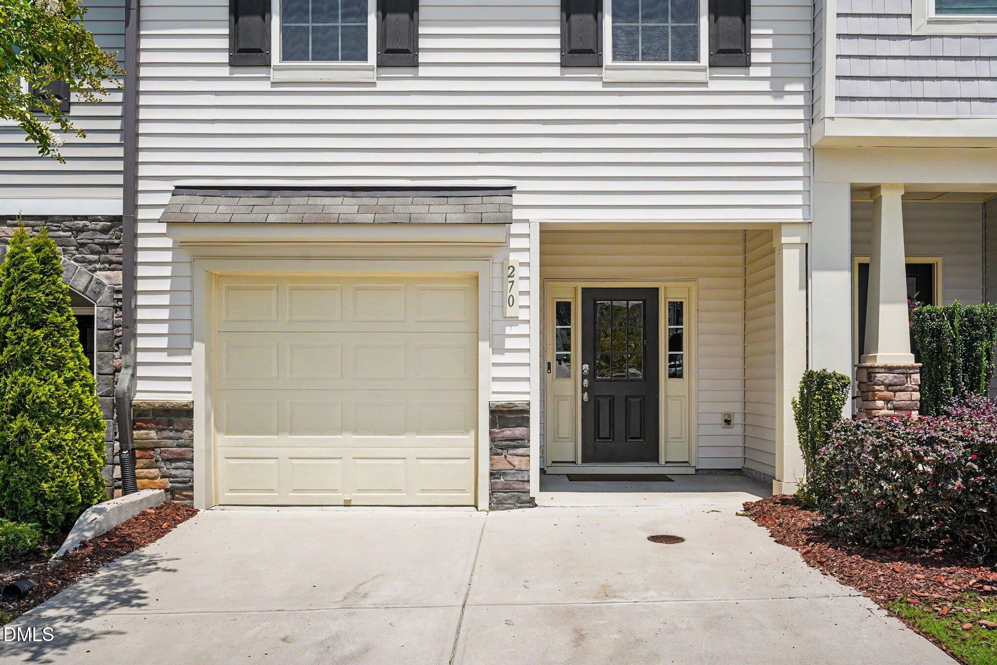 270 E Porthaven Way Property Photo 4