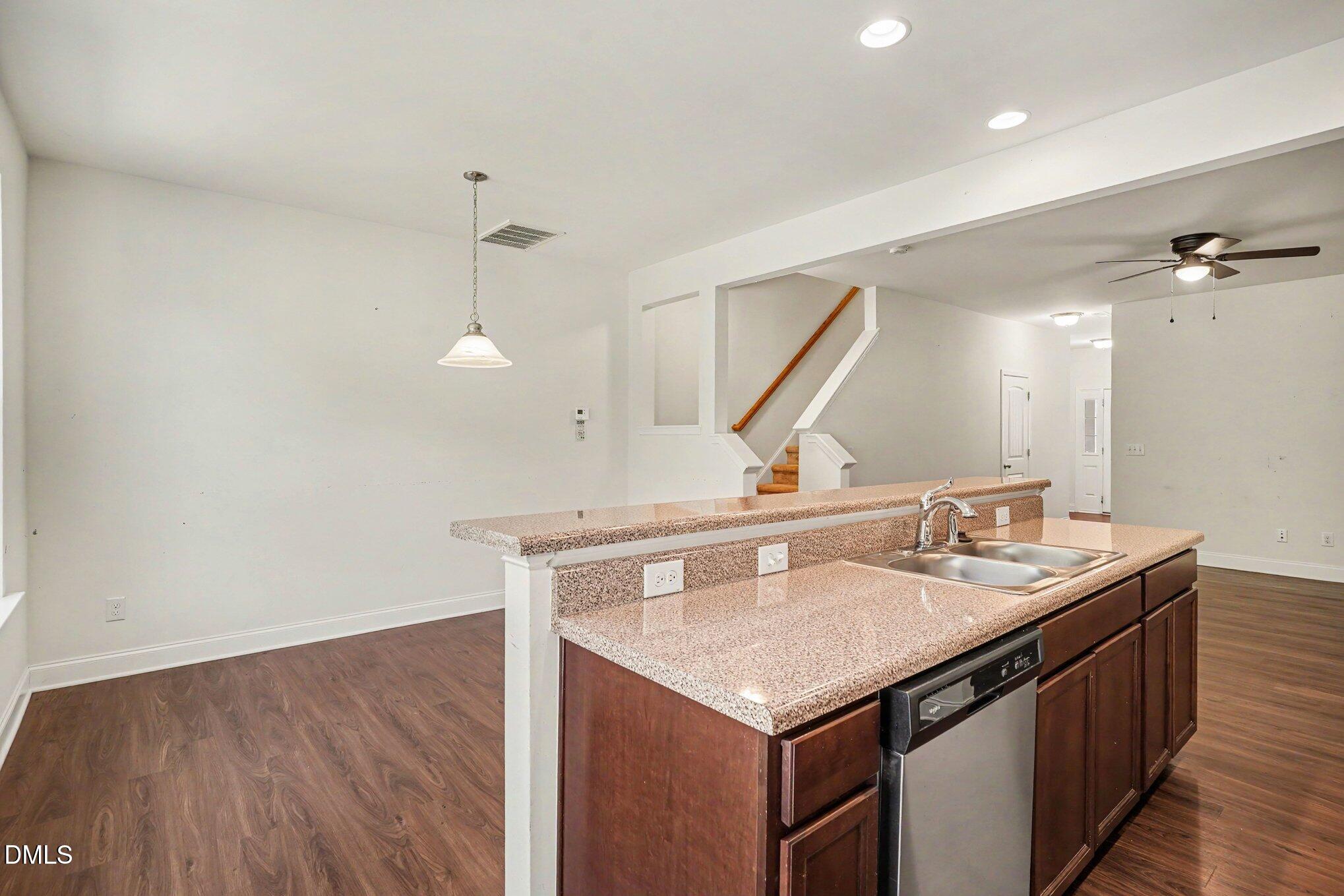 270 E Porthaven Way Property Photo 12