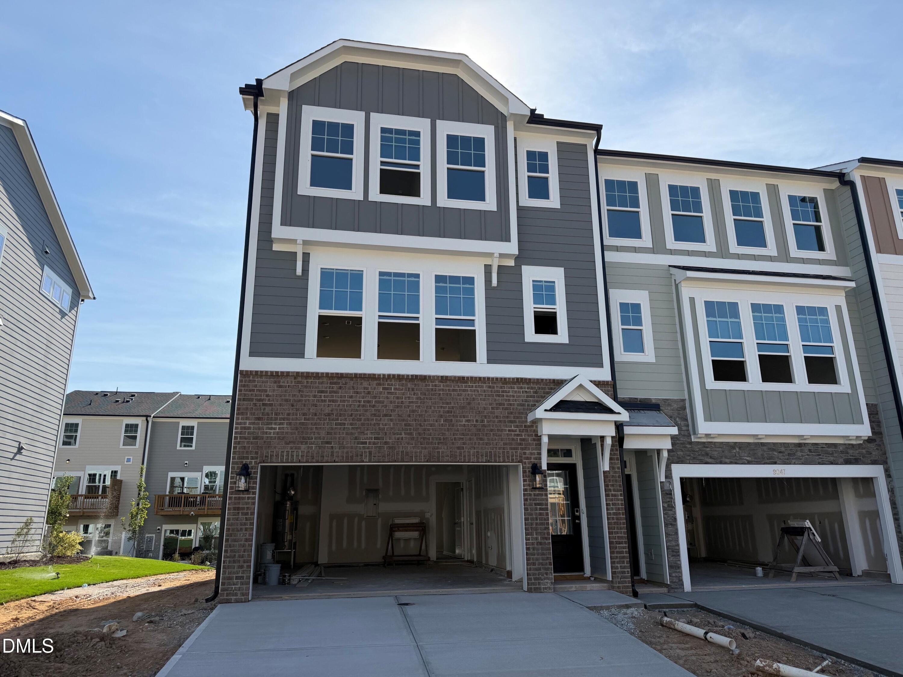 9045 Hazy Jade Way Property Photo 1