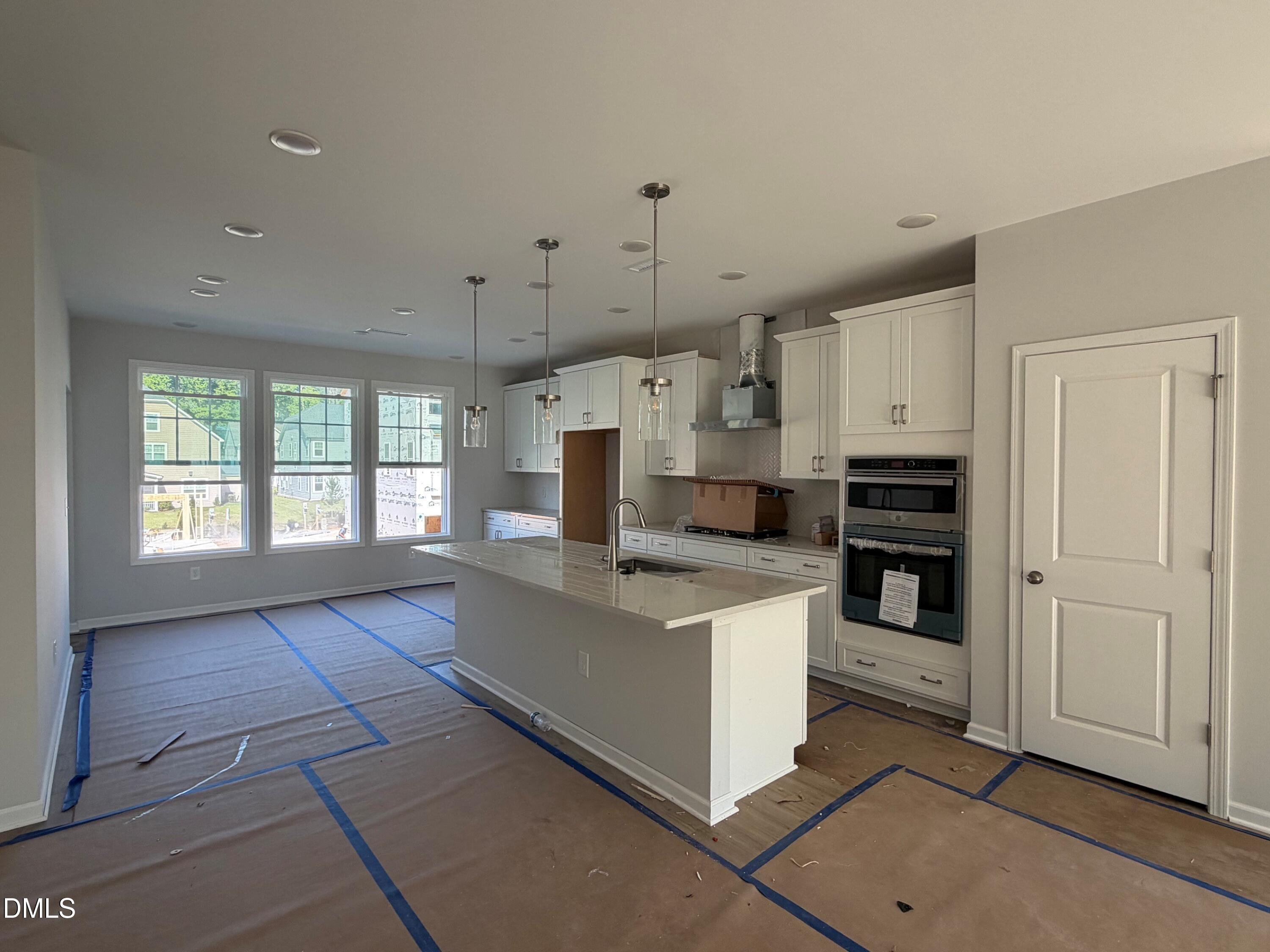 9045 Hazy Jade Way Property Photo 2