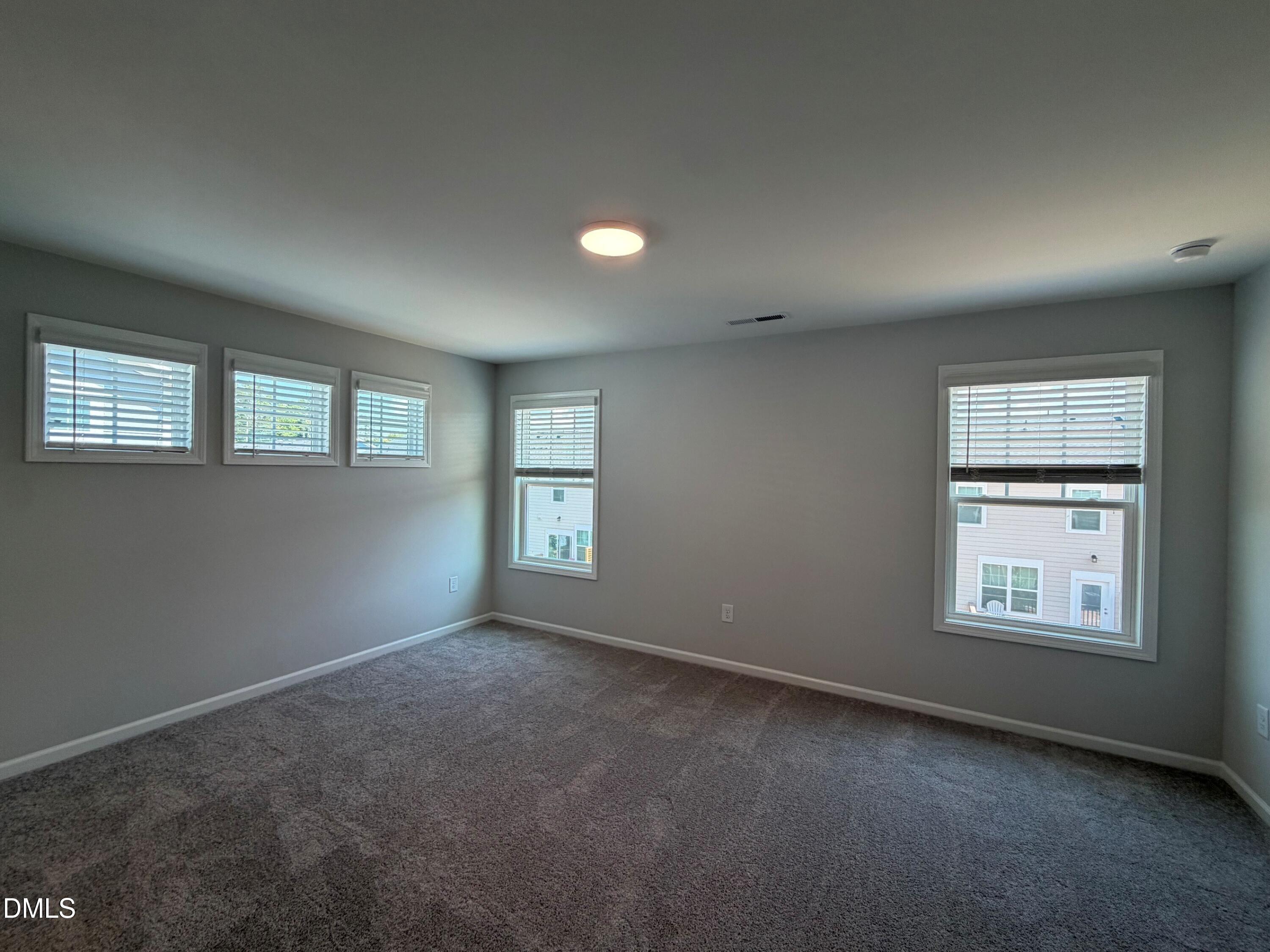 9045 Hazy Jade Way Property Photo 7