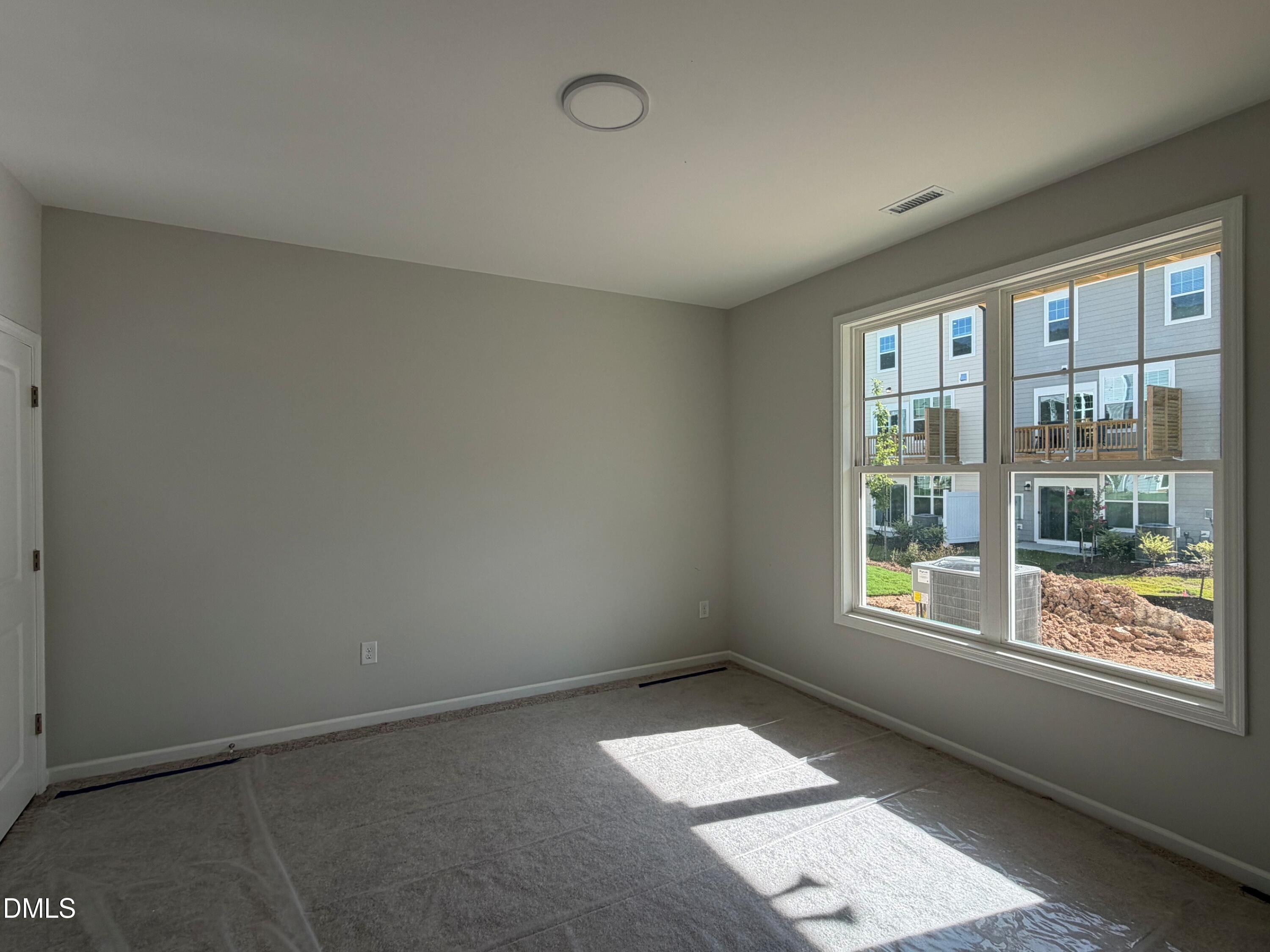 9045 Hazy Jade Way Property Photo 11