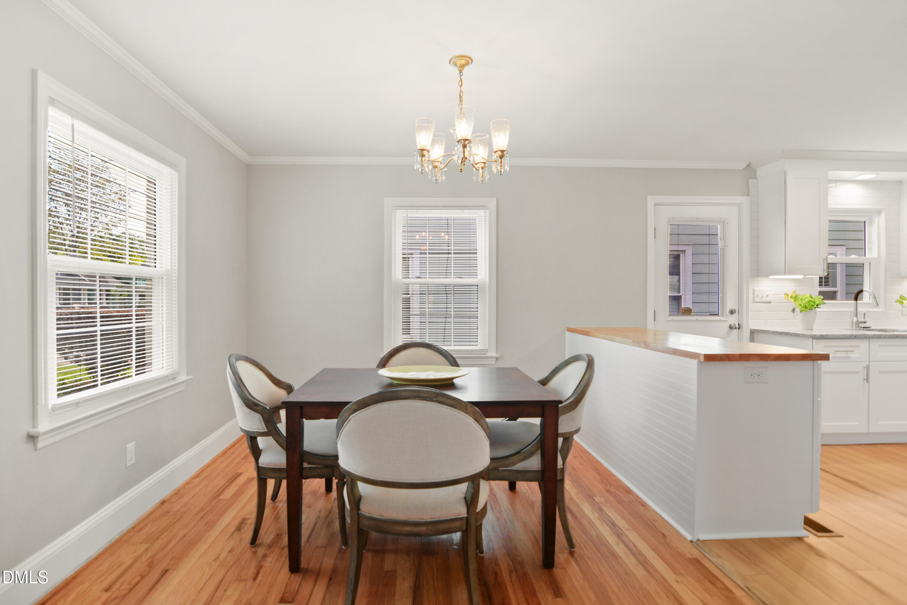 1304 E Jones Street Property Photo 10
