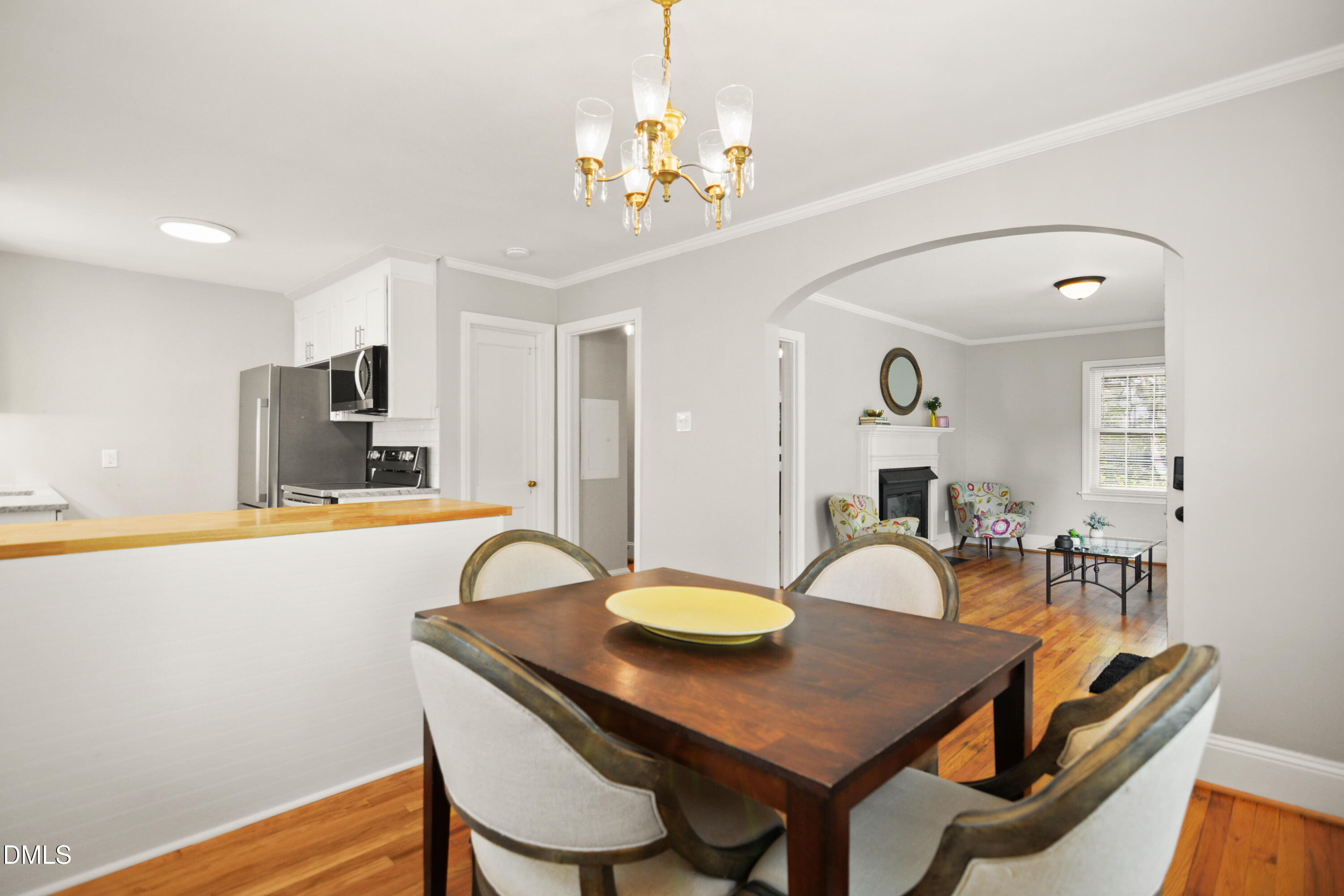 1304 E Jones Street Property Photo 11