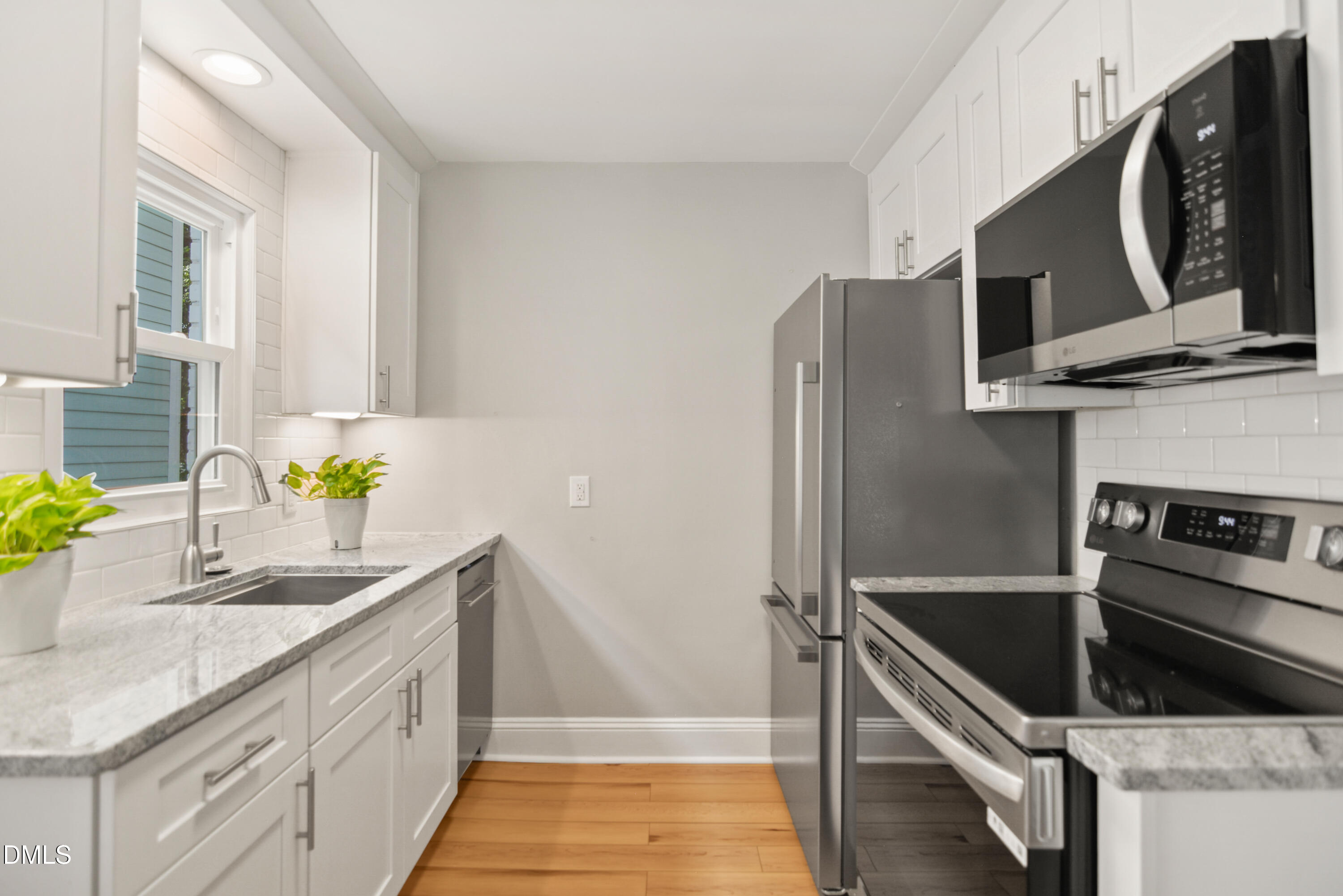 1304 E Jones Street Property Photo 15