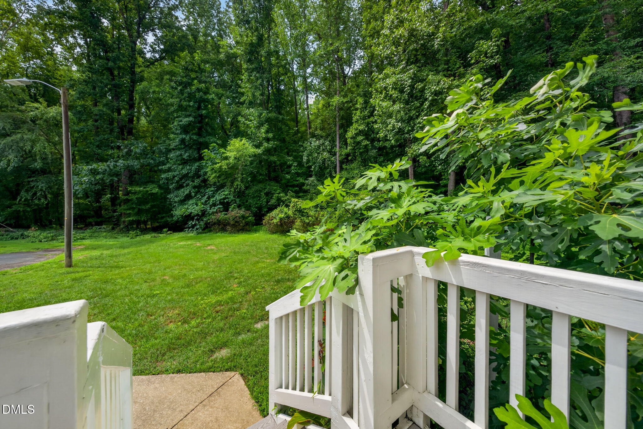 5701 Forest Lawn Court Property Photo 3