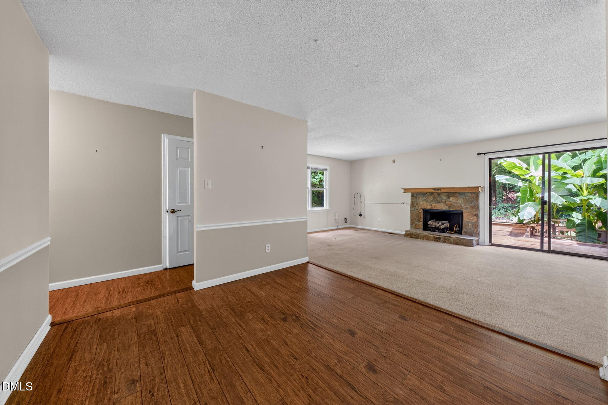 5701 Forest Lawn Court Property Photo 5