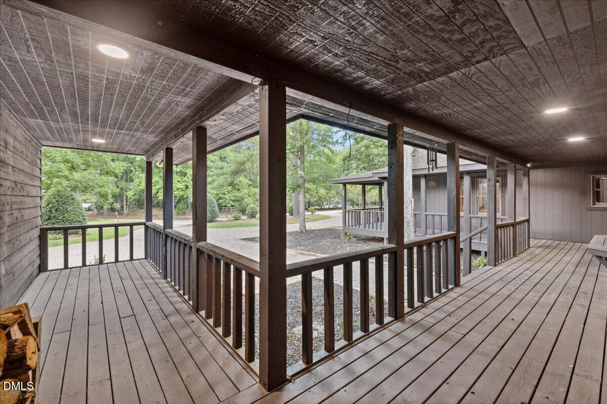 6108 Hope Farm Lane Property Photo 7