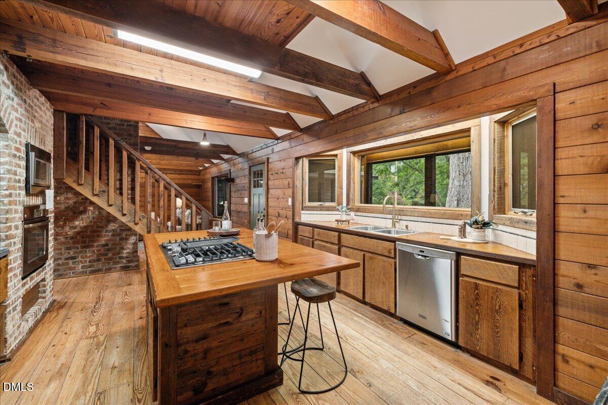 6108 Hope Farm Lane Property Photo 35