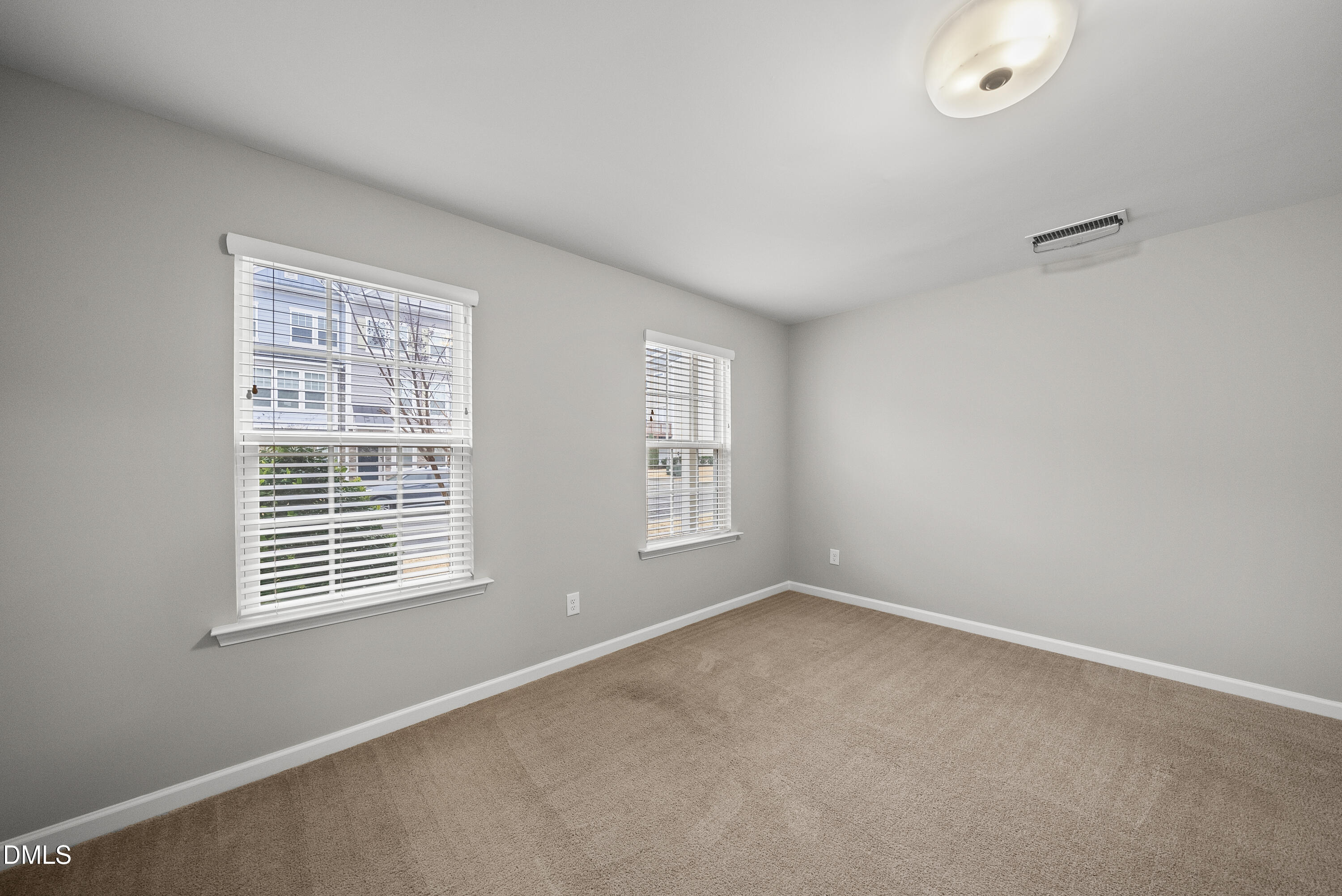 313 Great Northern Station Property Photo 5