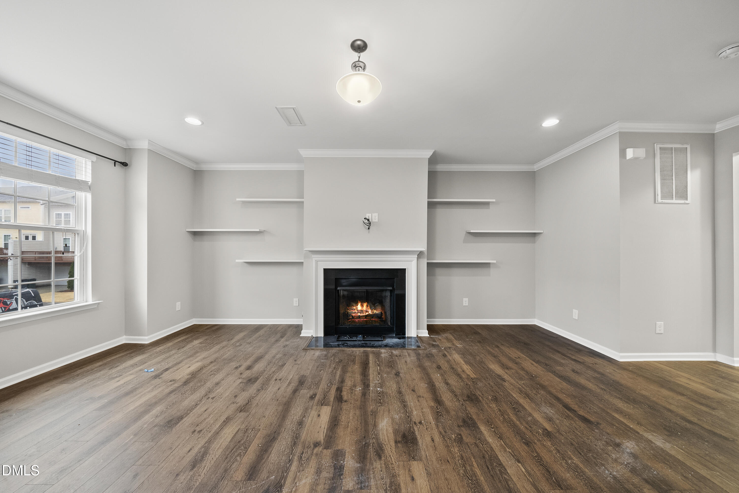 313 Great Northern Station Property Photo 13