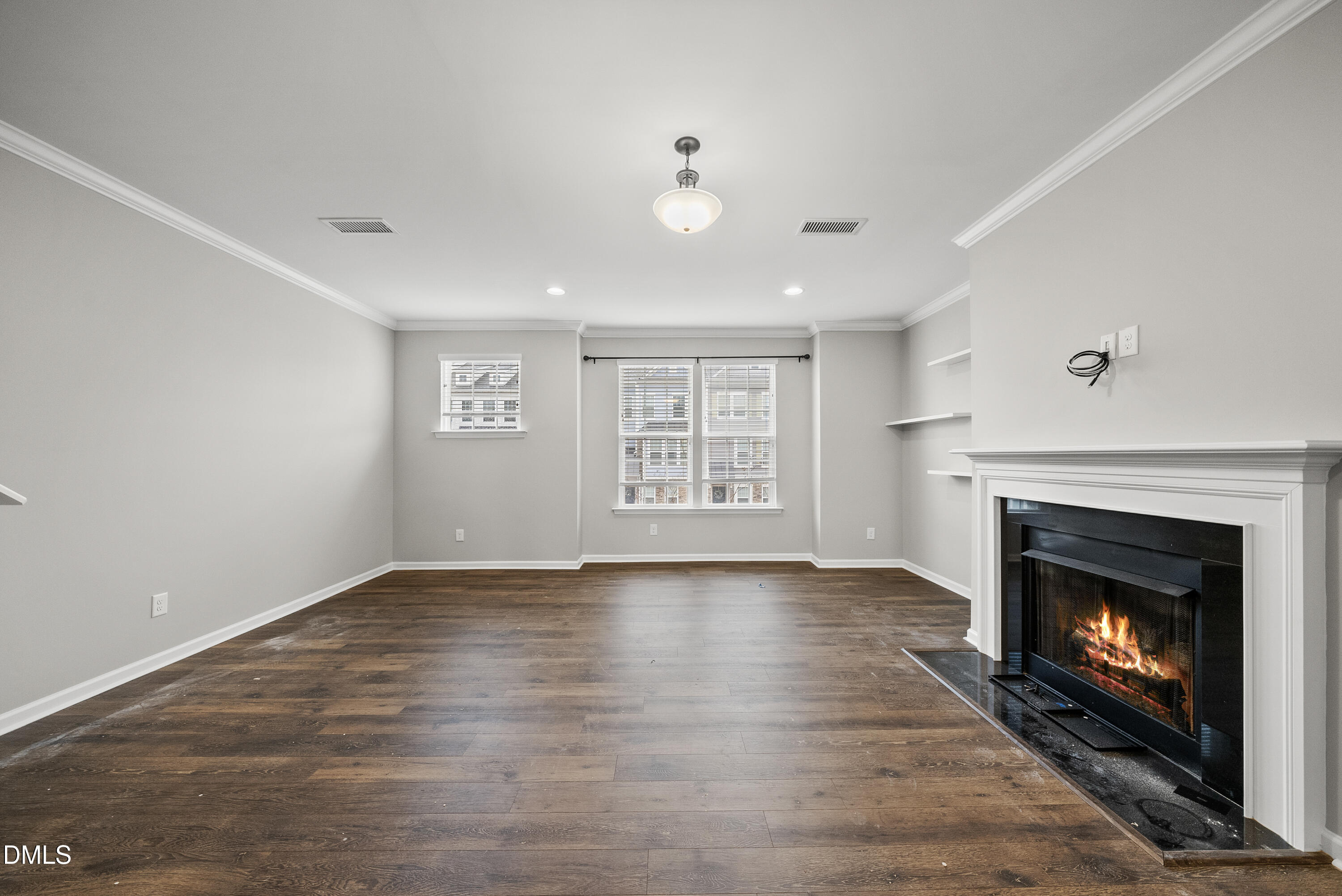 313 Great Northern Station Property Photo 15