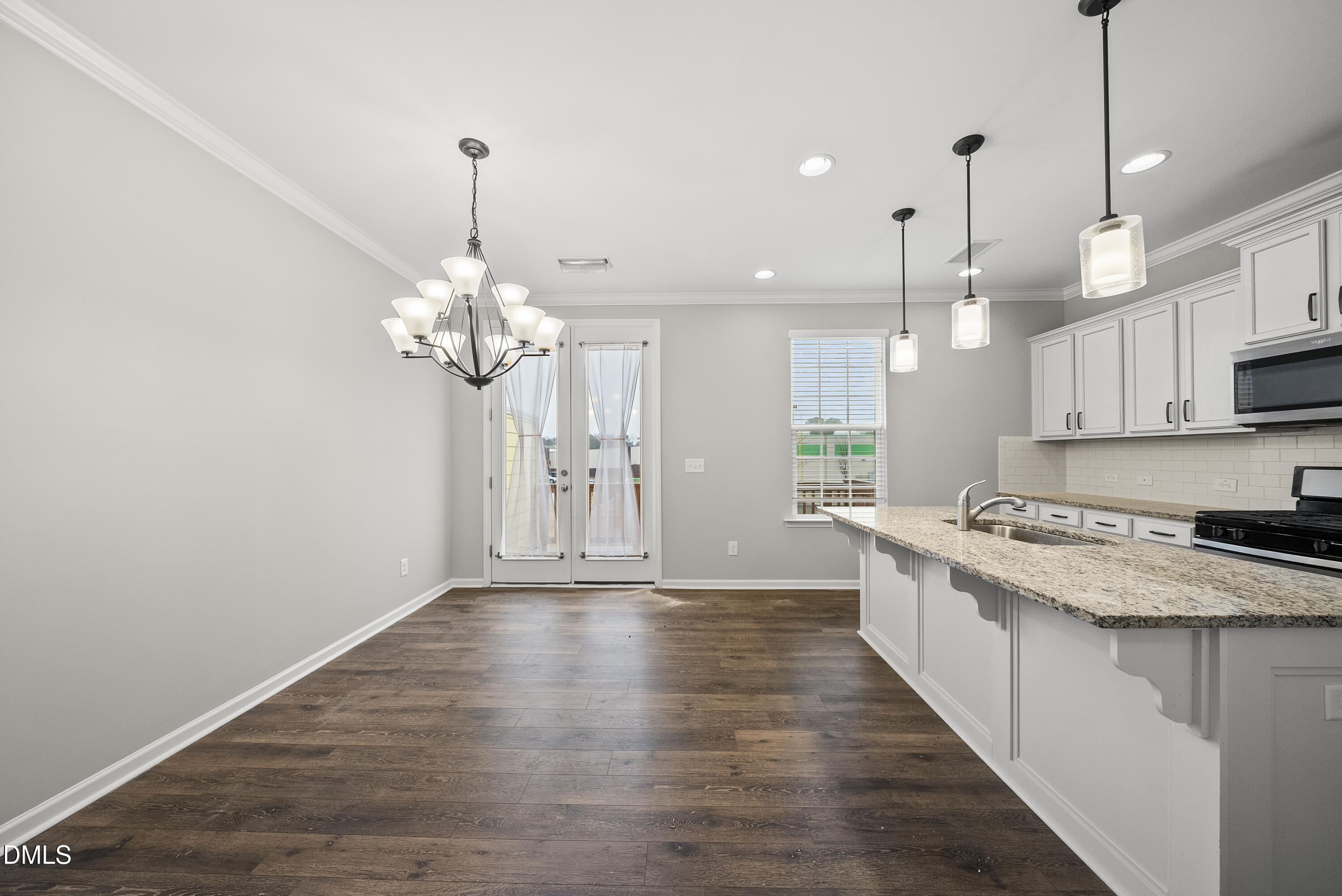 313 Great Northern Station Property Photo 17
