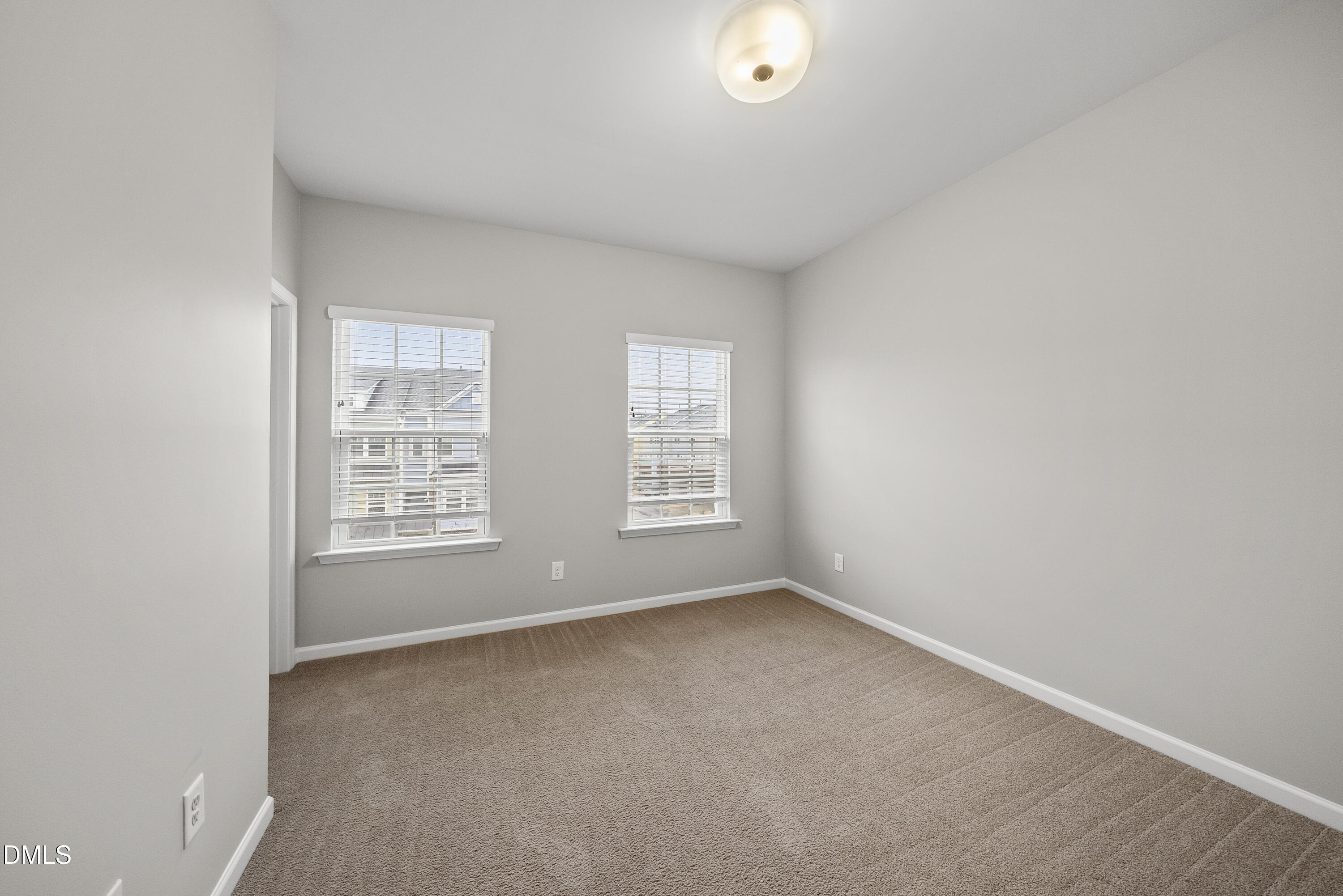 313 Great Northern Station Property Photo 31