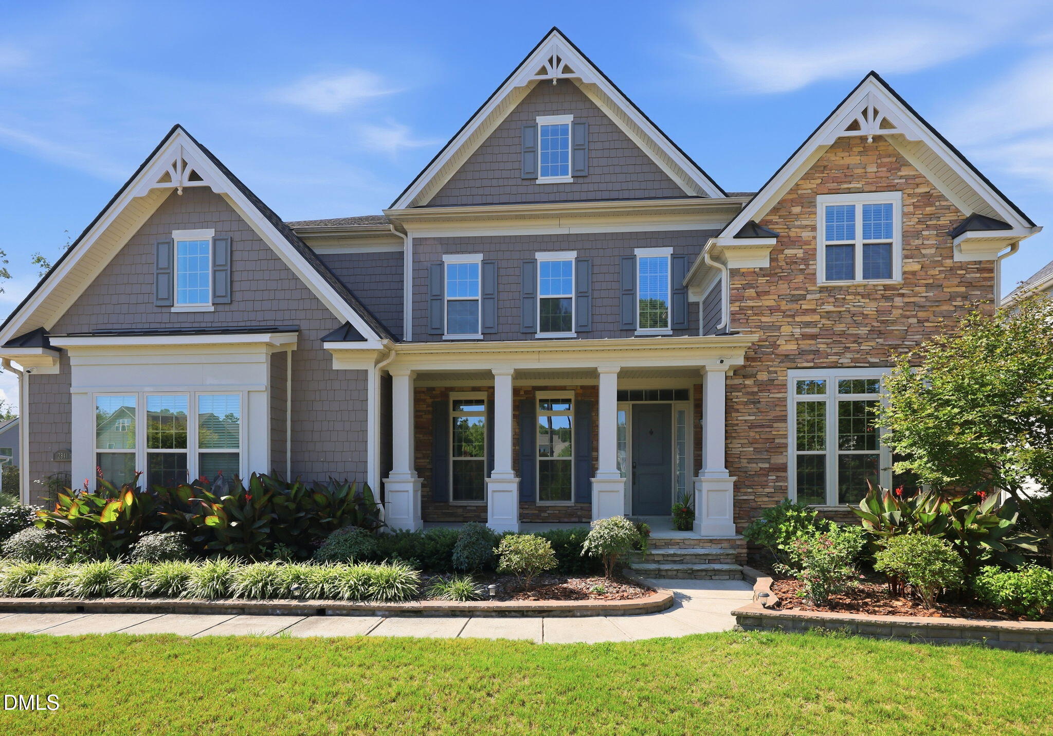 2841 Flora Oaks Way Property Photo 1