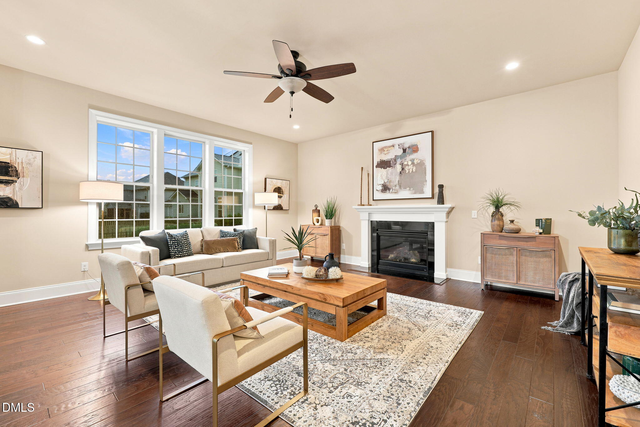 2841 Flora Oaks Way Property Photo 10